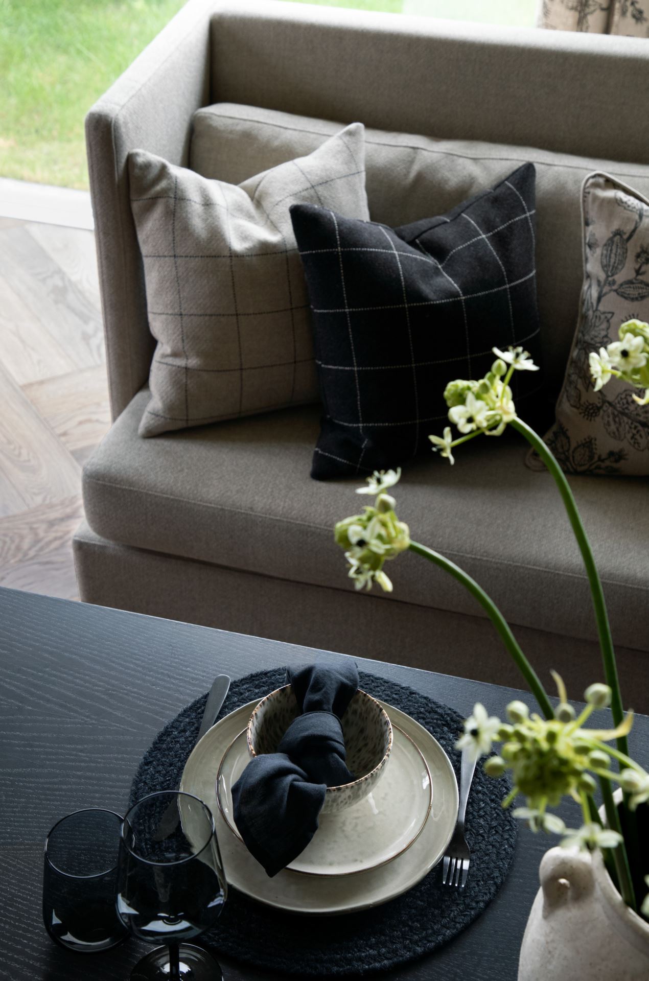 Keittiösohva beige - 9