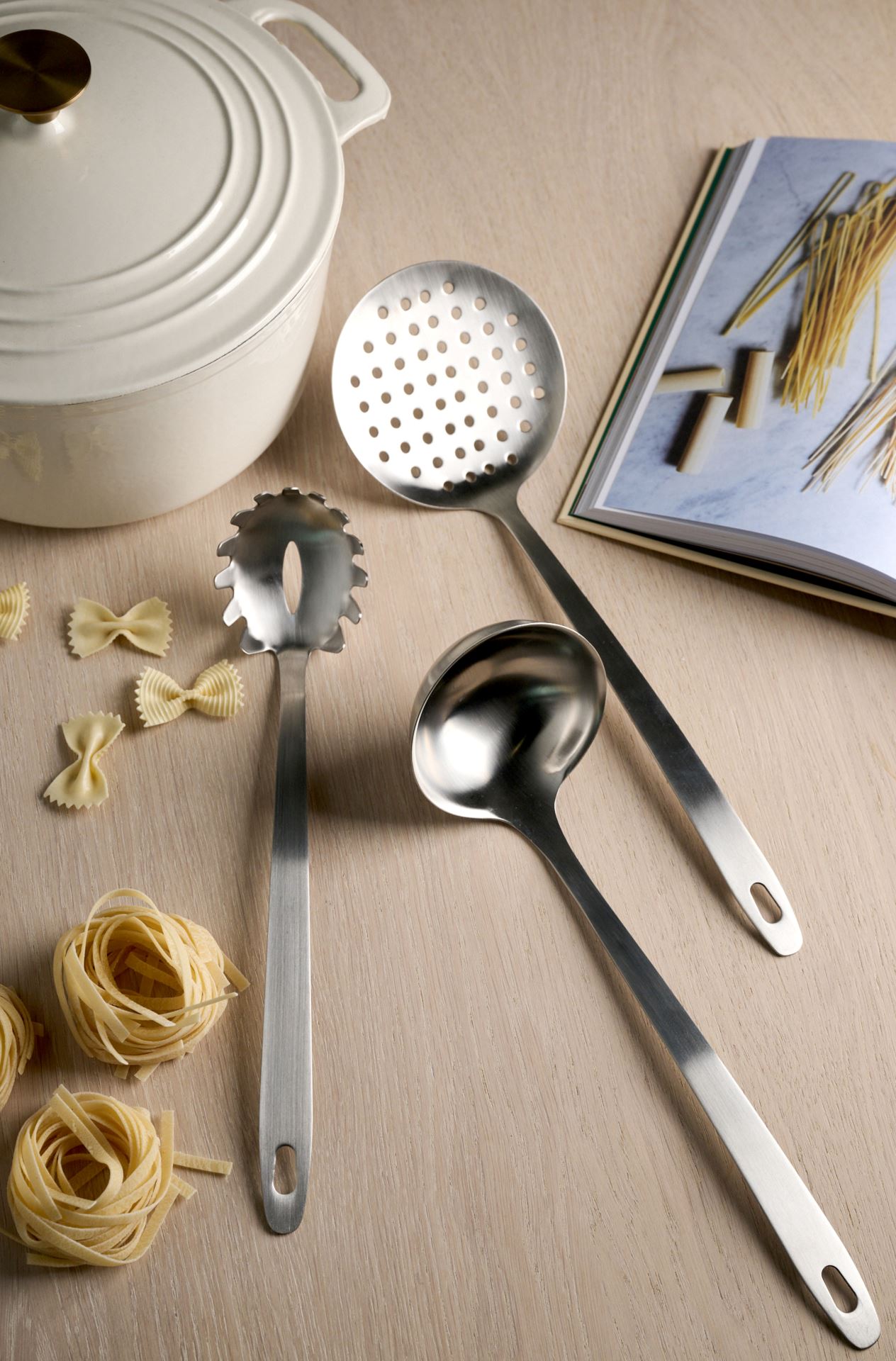 Pasta lusikka teräs - 2