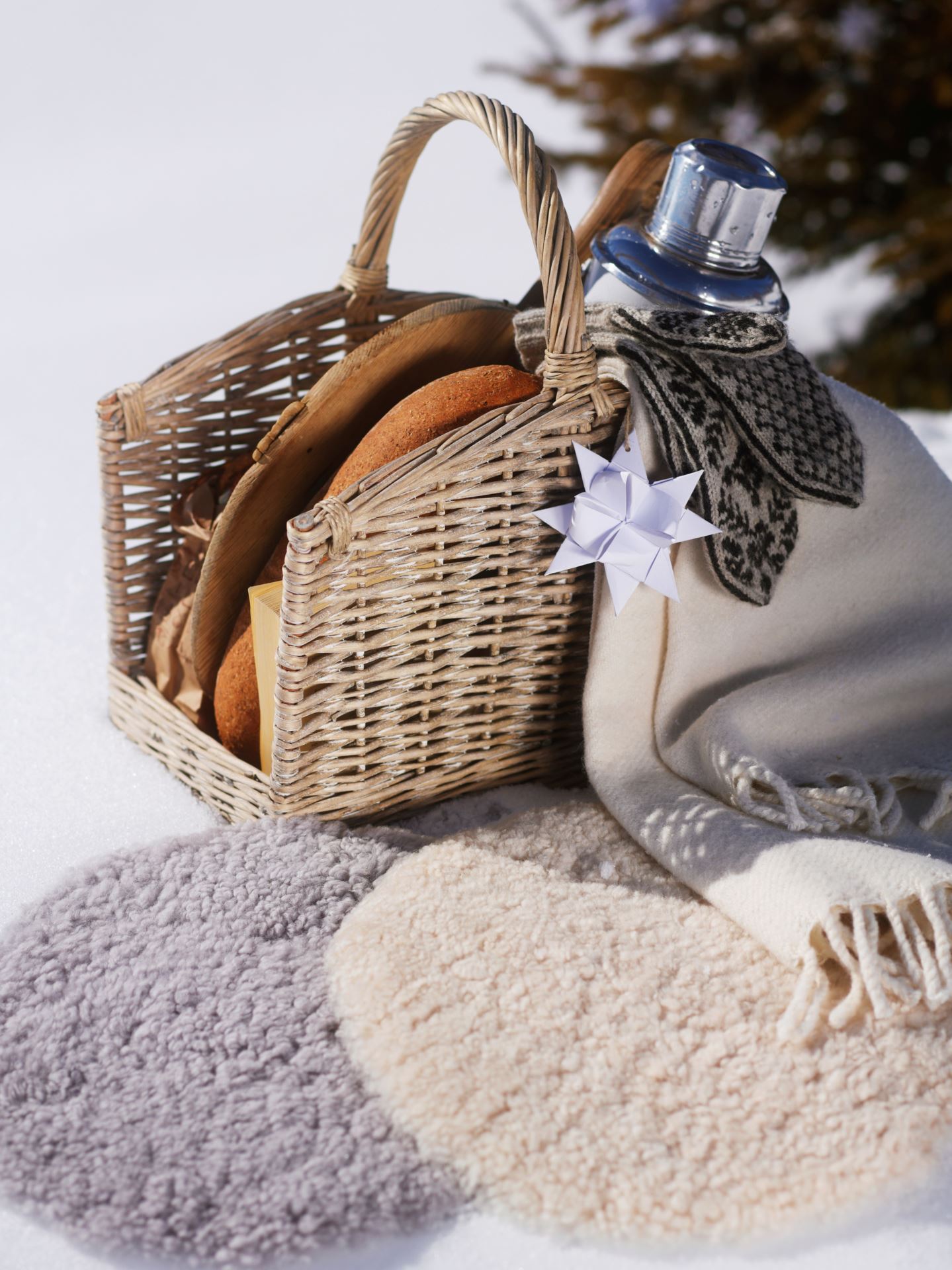 Istuinalusta luonnonvalkoinen - 2