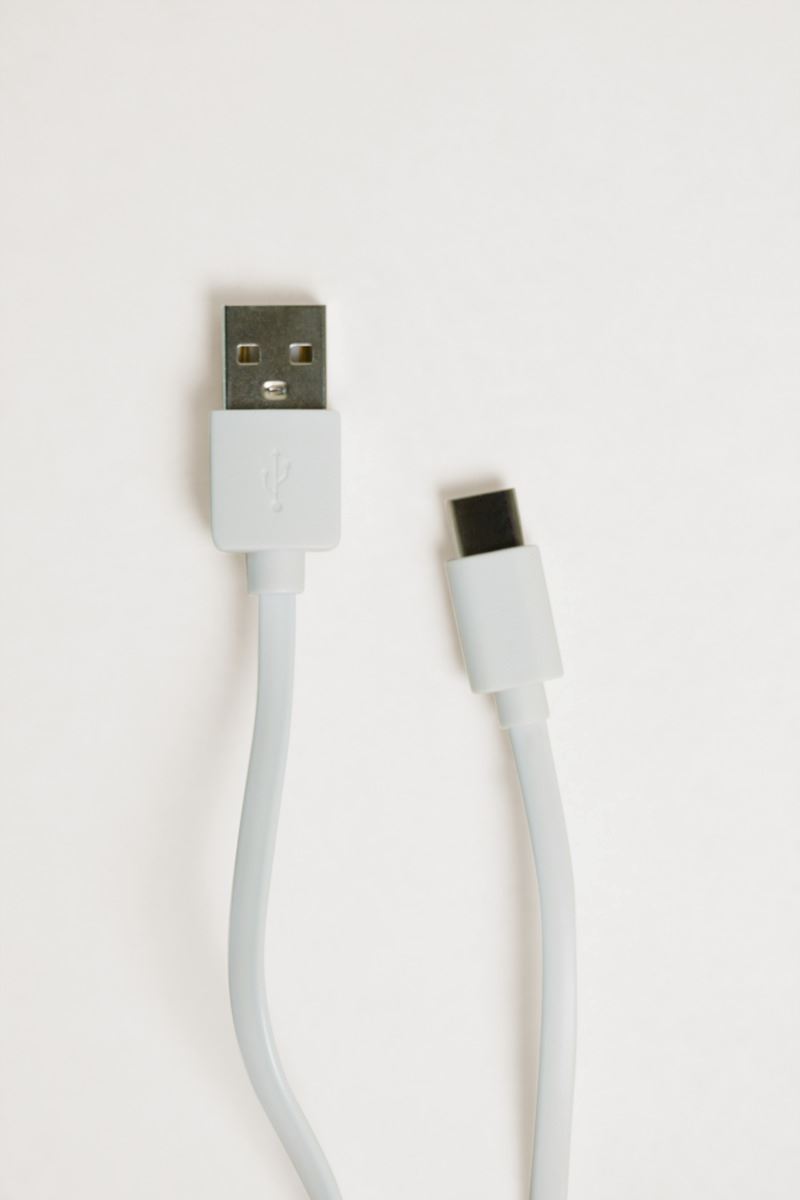 Ladattava pöytävalaisin valkoinen - 5