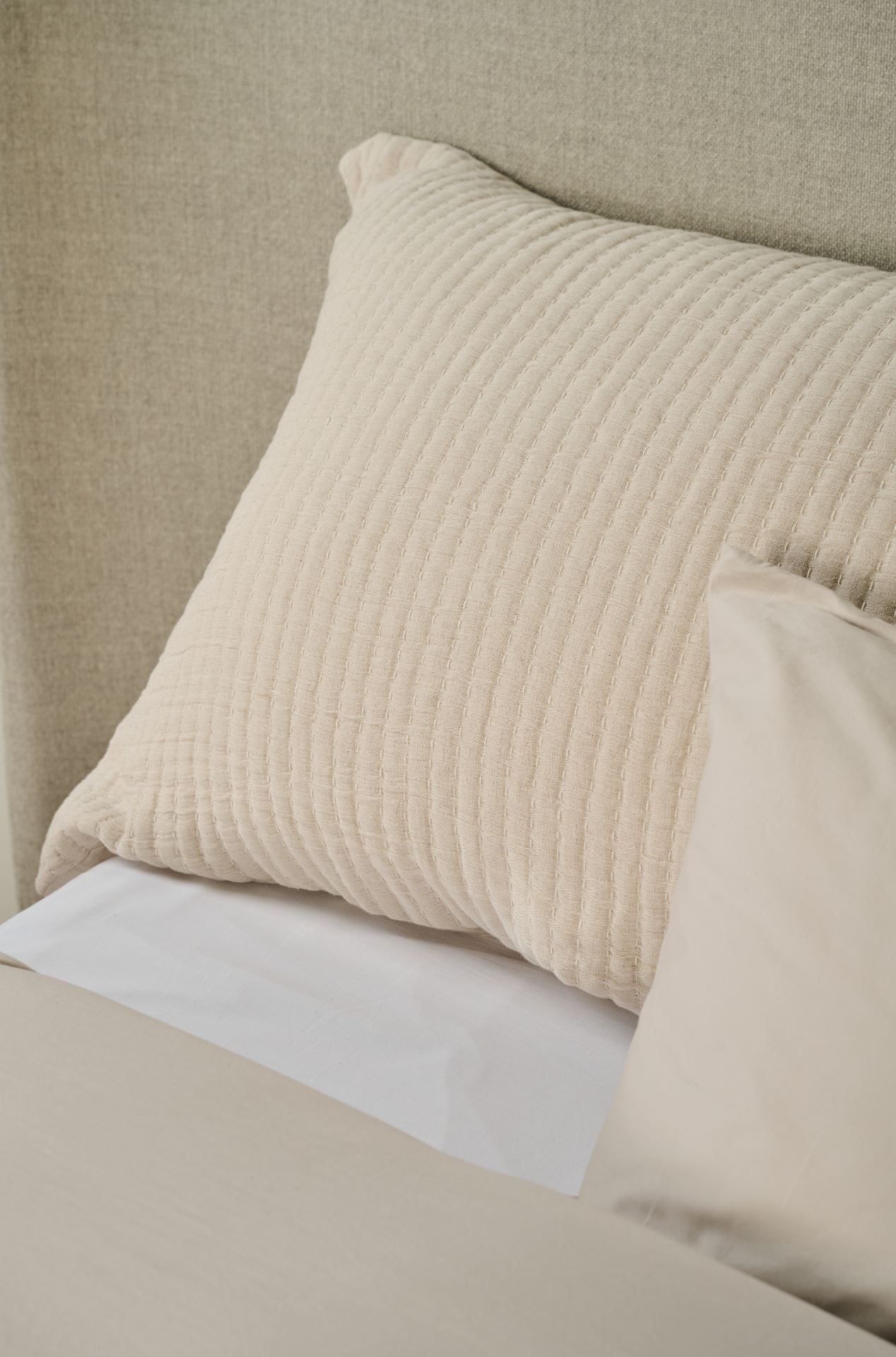 Hotellityynyliina luonnonväri - 3