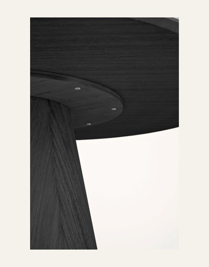 Ruokapöytä musta - 3