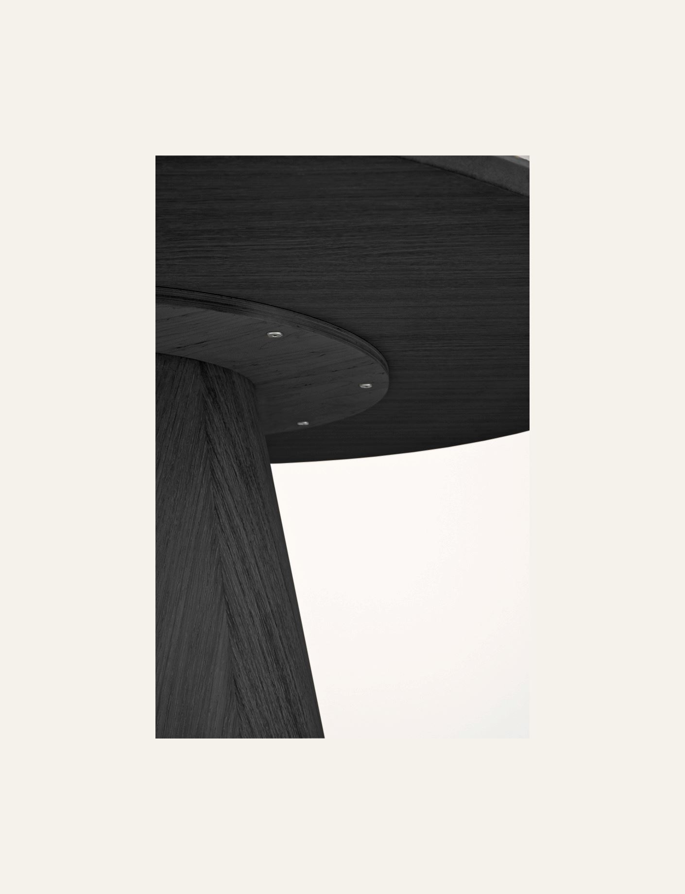 Ruokapöytä musta - 3