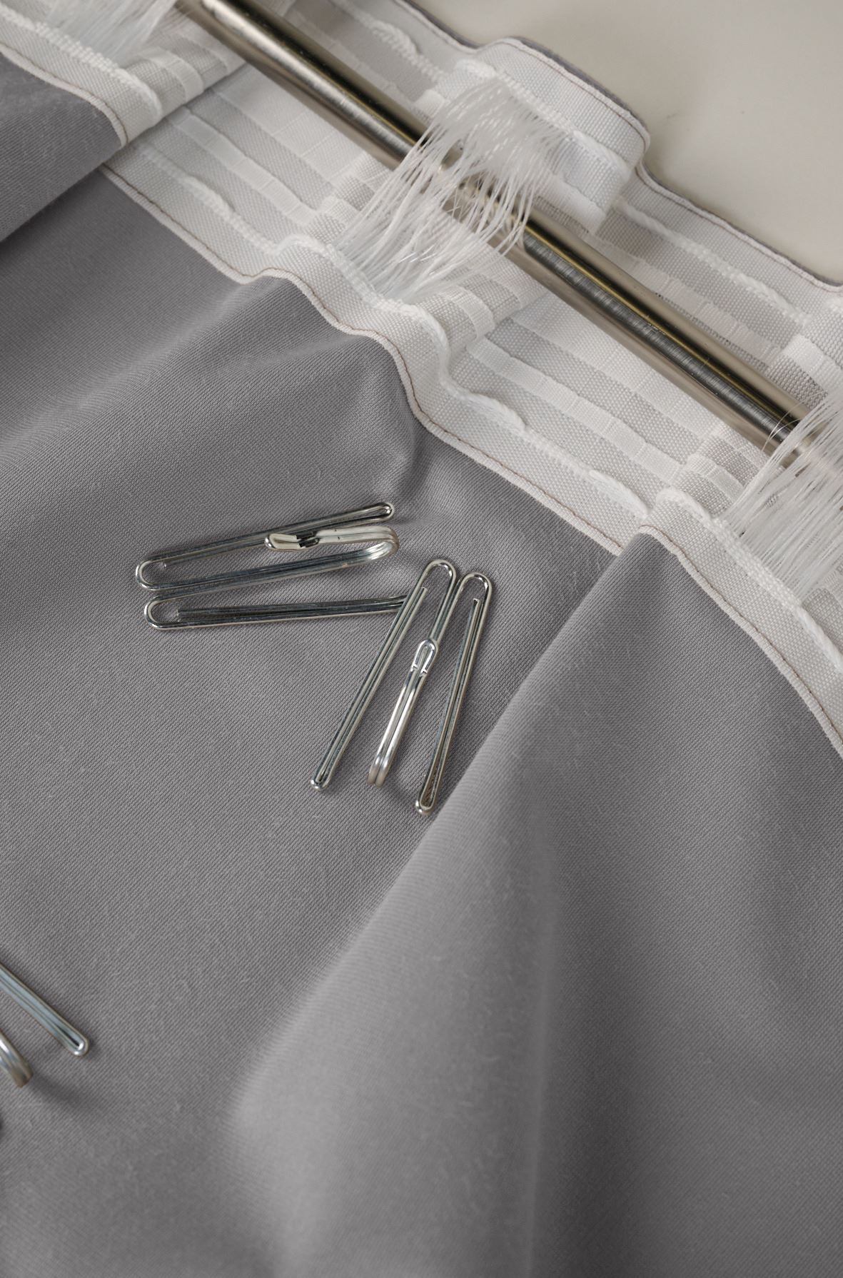 Verho vaaleanharmaa - 7