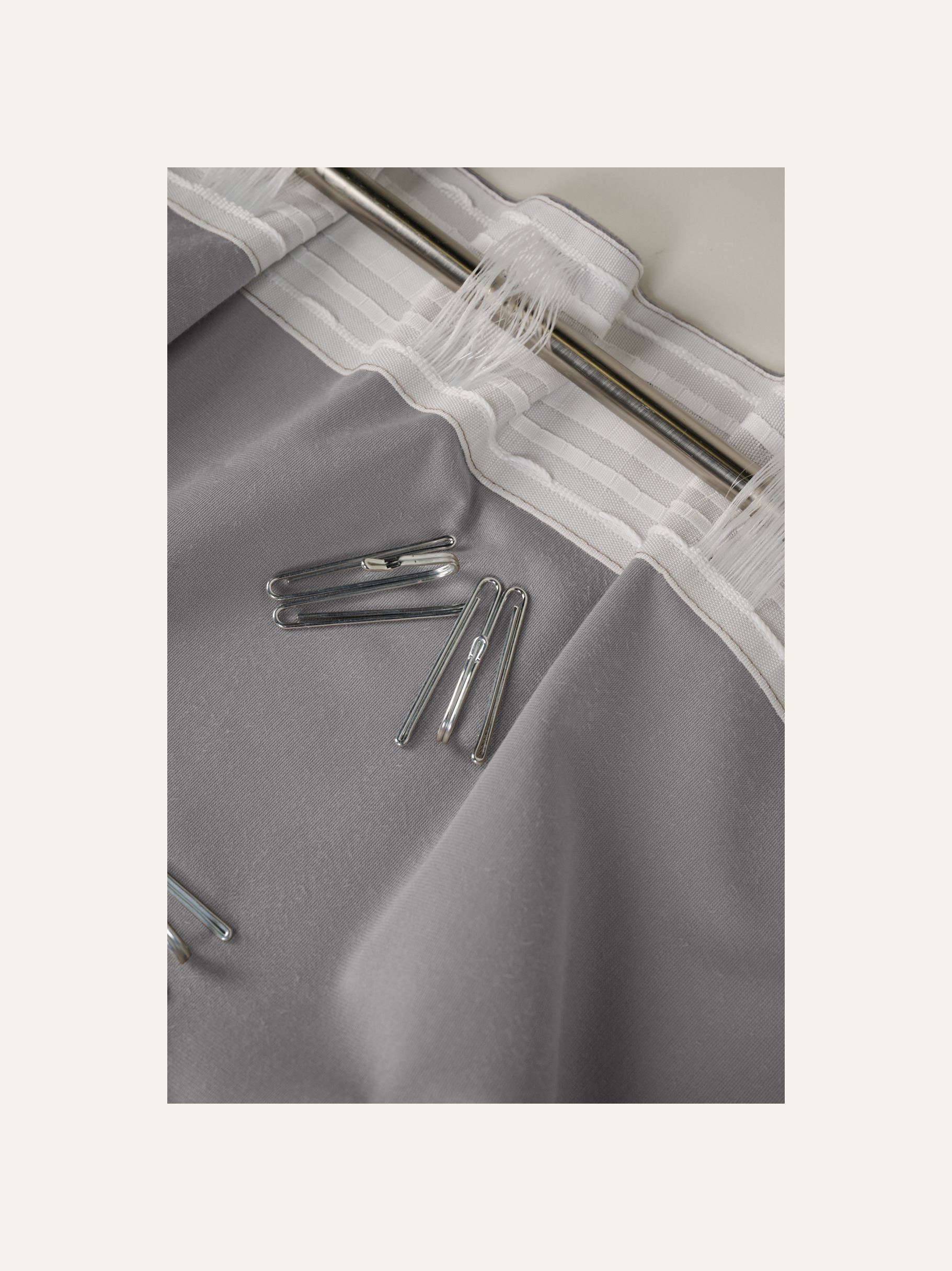 Verho vaaleanharmaa - 7