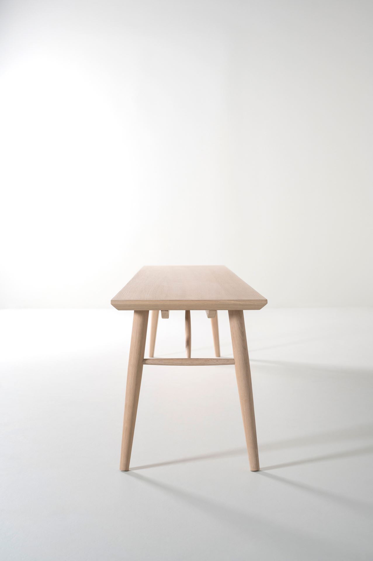 Ruokapöydän penkki luonnonväri - 7