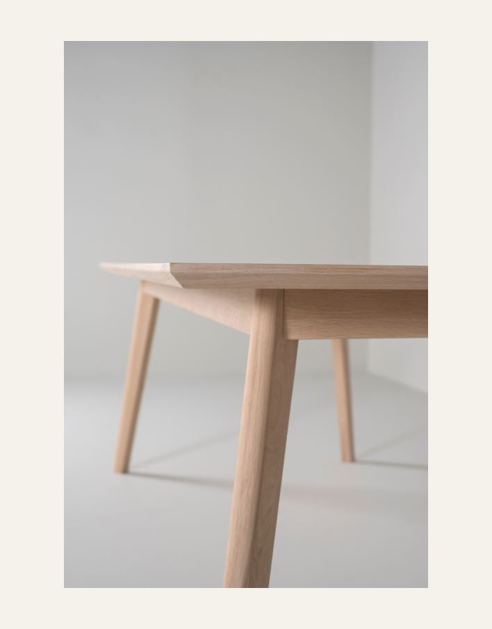 Ruokapöytä luonnonväri - 3