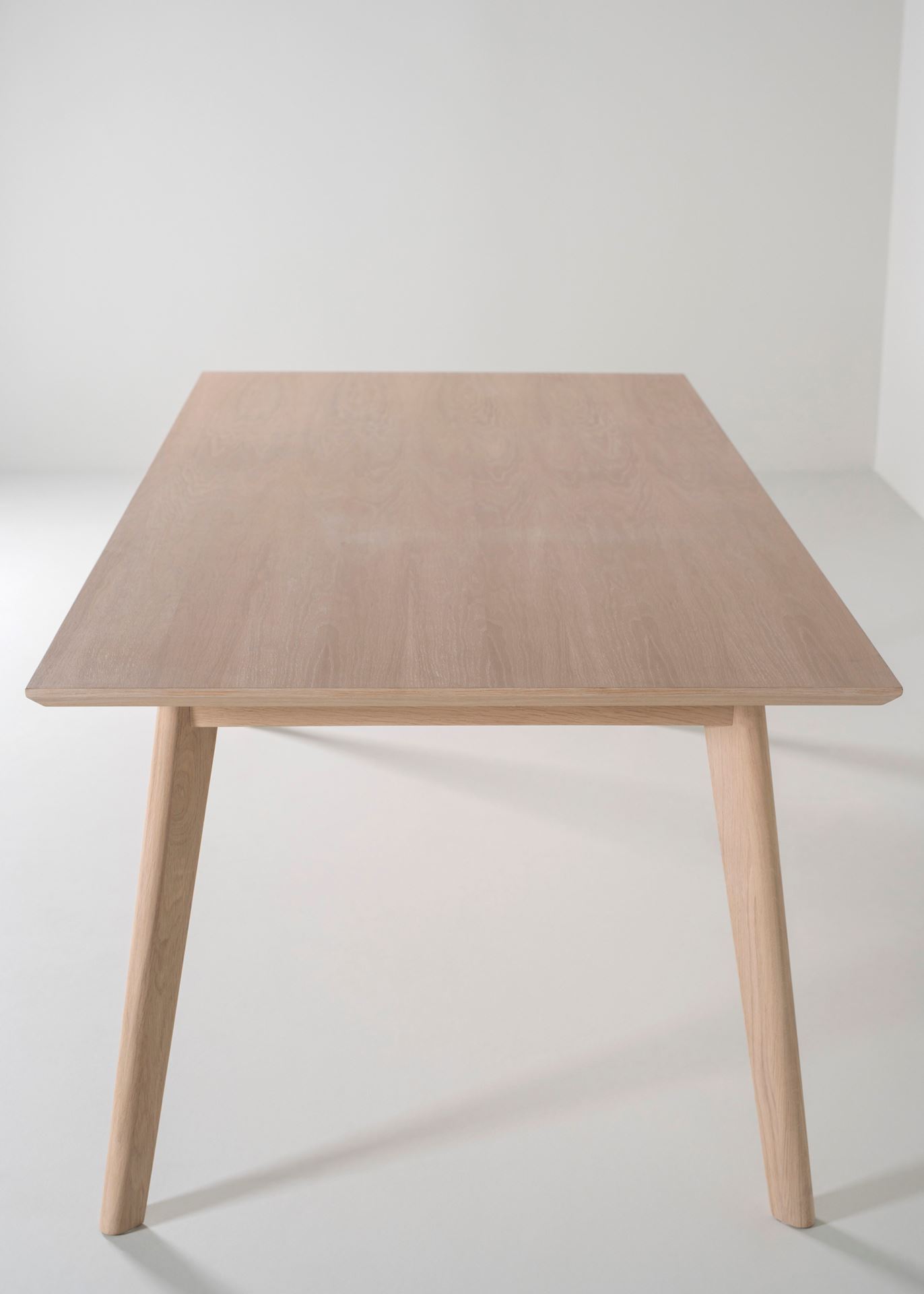 Ruokapöytä luonnonväri - 5