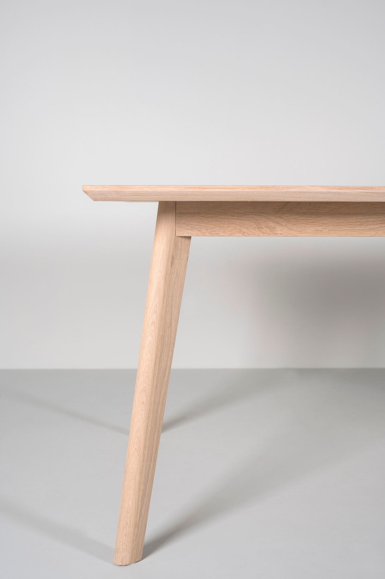 Ruokapöytä luonnonväri - 6