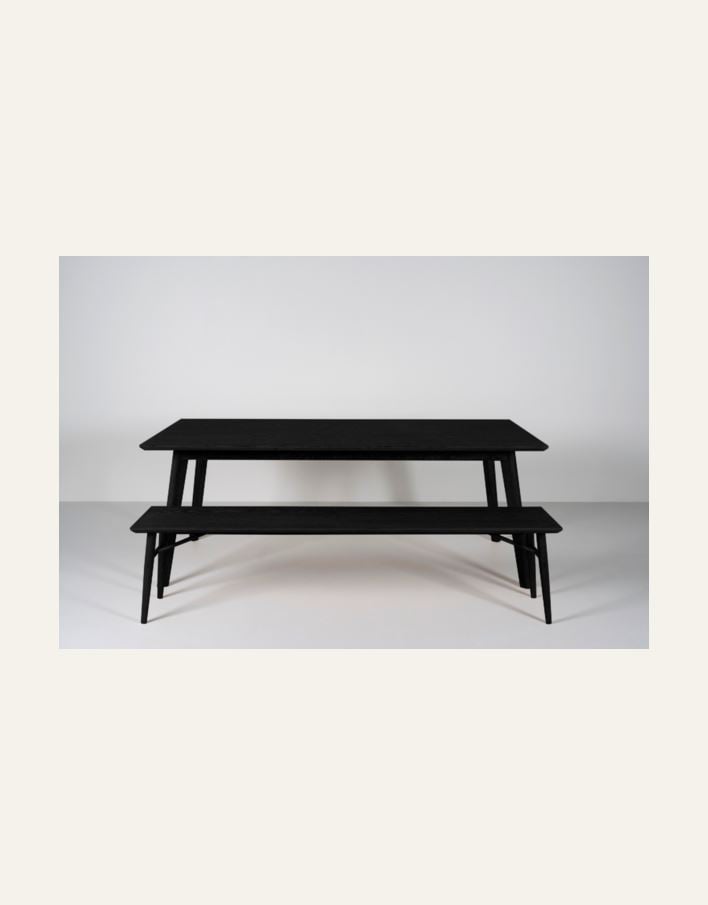 Ruokapöytä musta - 2