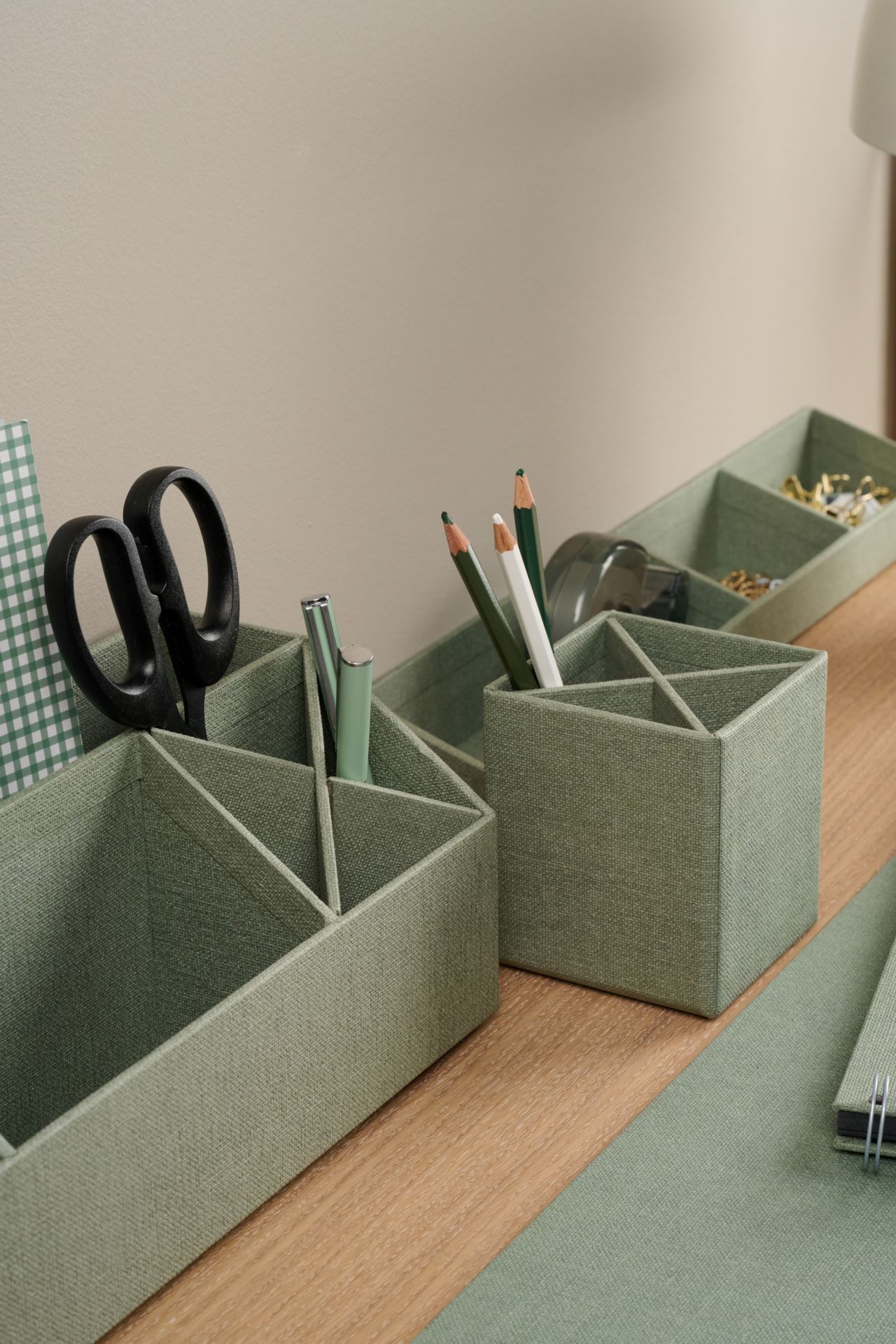 Tilanjakaja vaaleanvihreä - 2