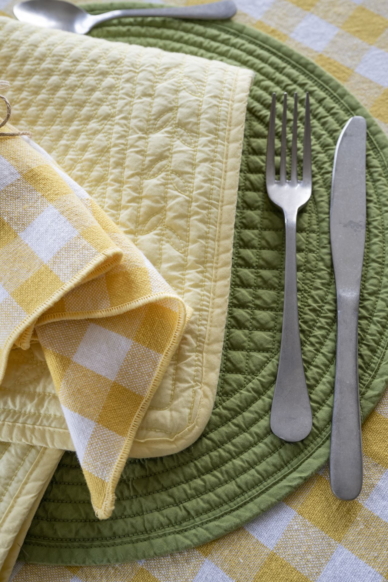 Kaitaliina vaaleankeltainen - 2