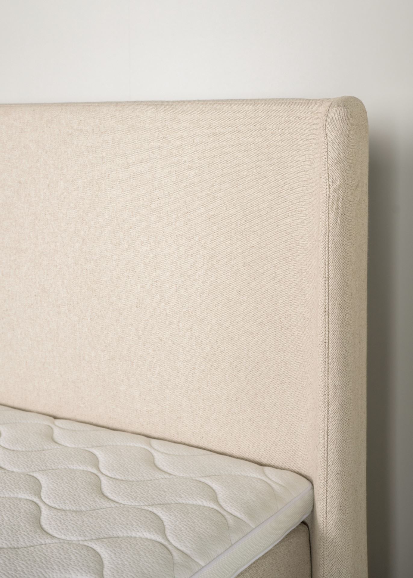 Sängynpääty luonnonväri - 8