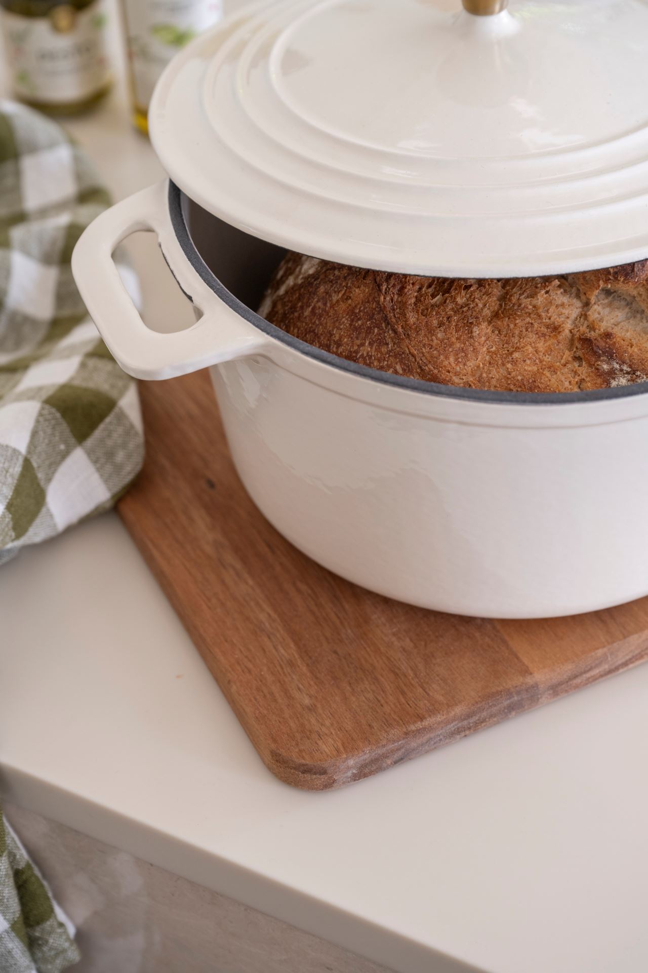 Valurautainen kattila pyöreä creme - 4