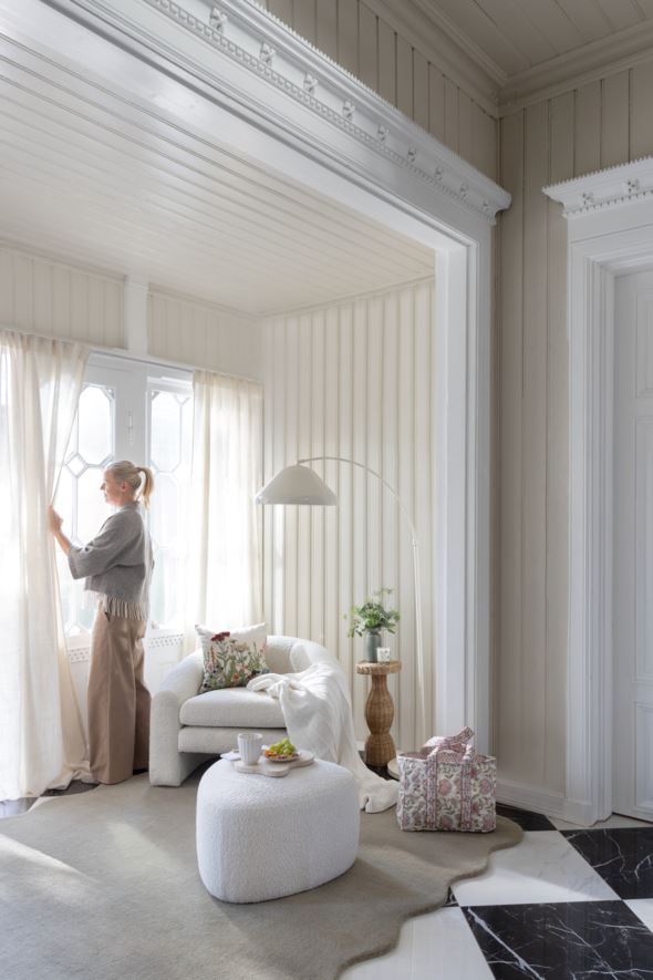 Sivupöytä luonnonväri - 7