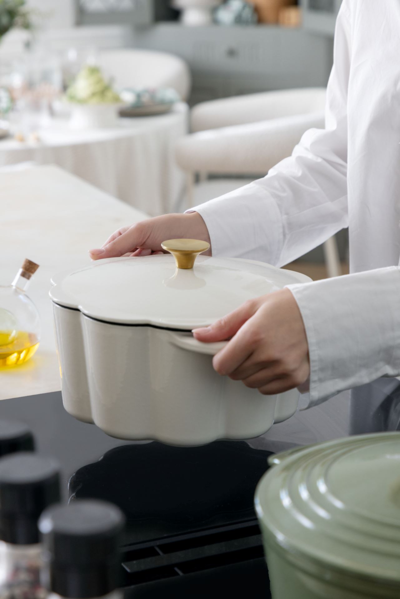 Valurautainen kattila pyöreä creme - 2