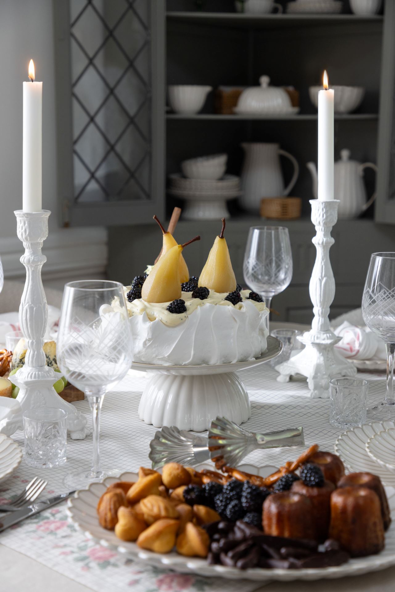 Kynttilänjalka valkoinen - 2