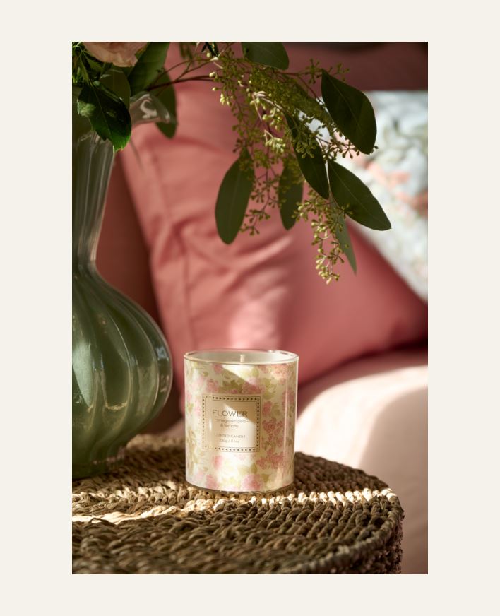 Tuoksukynttilä moniväri/roosa - 290 g moniväri/roosa - 1