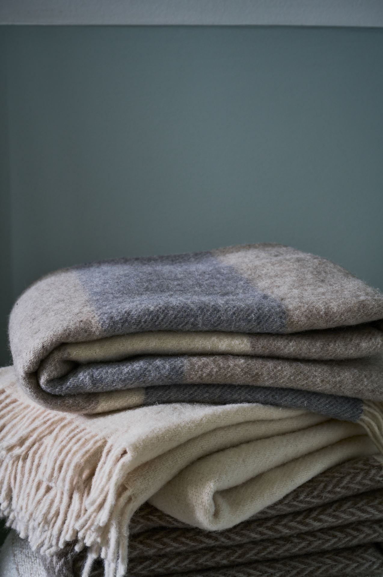 Villahuopa luonnonvalkoinen - 2