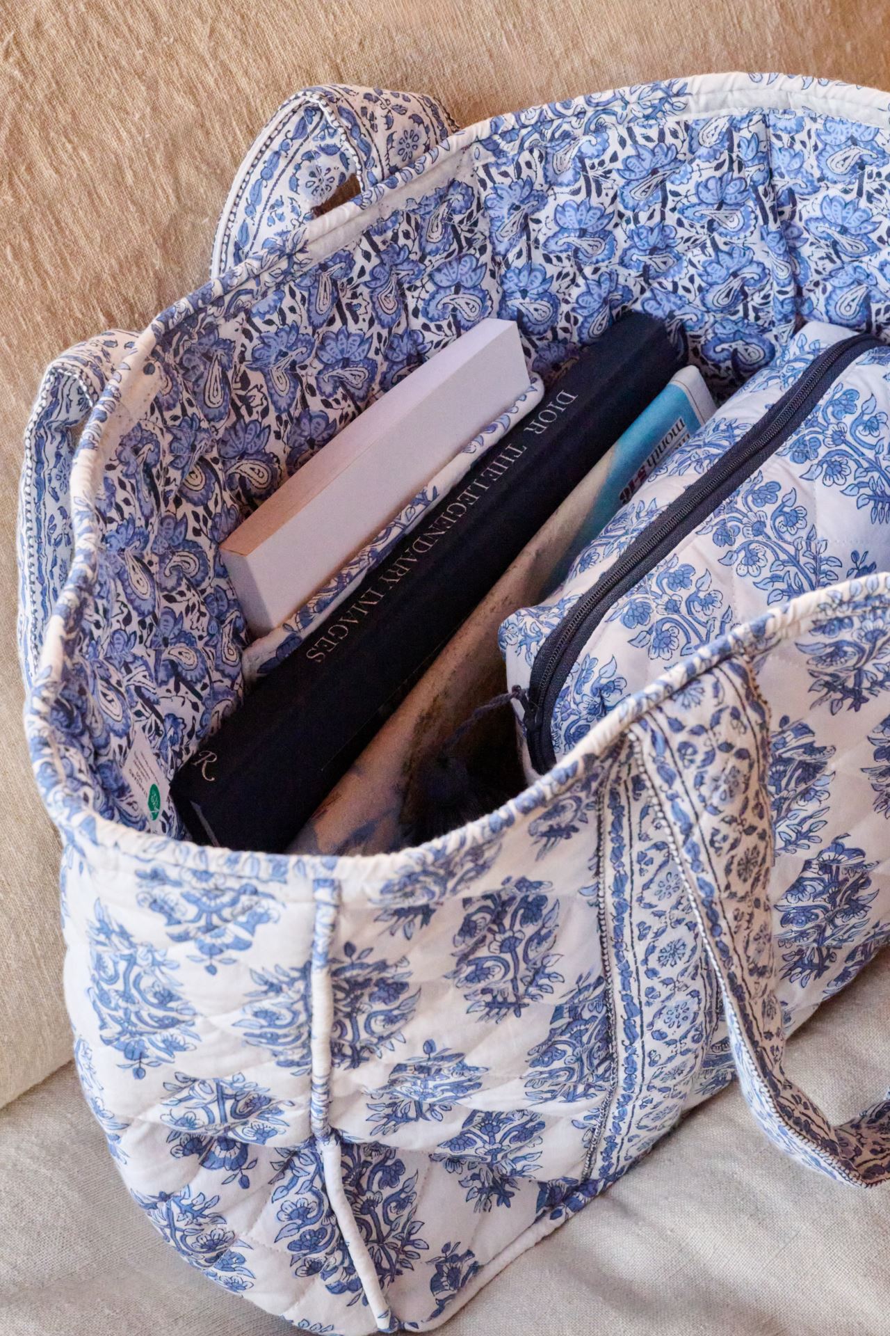 Pieni toilettilaukku sininen - 4