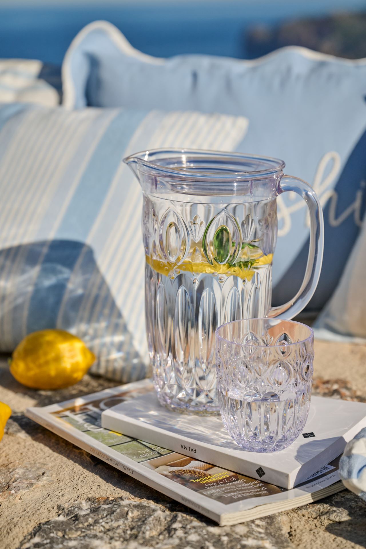 Lasi läpikuultava - 3