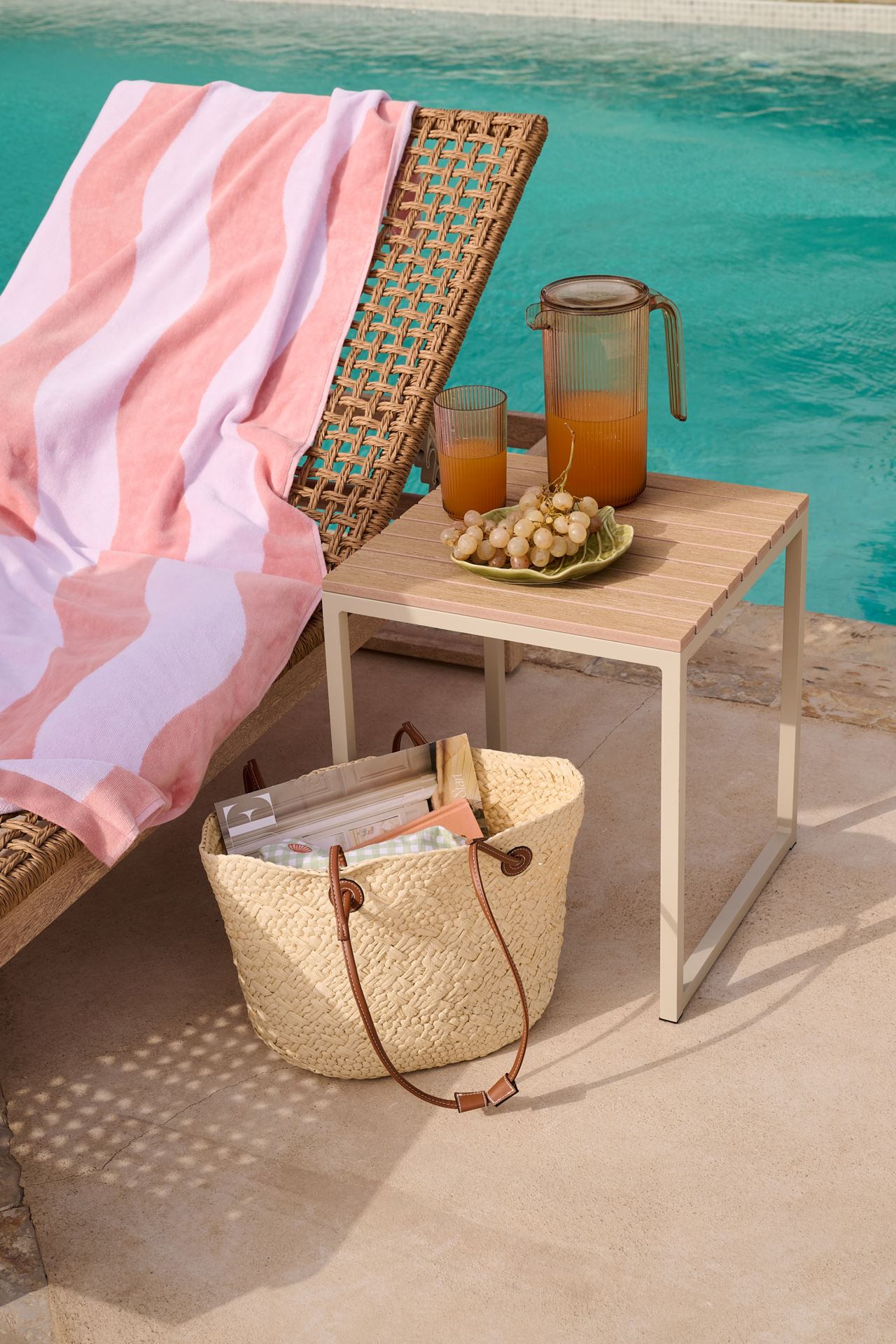 Sivupöytä hiekka - 6