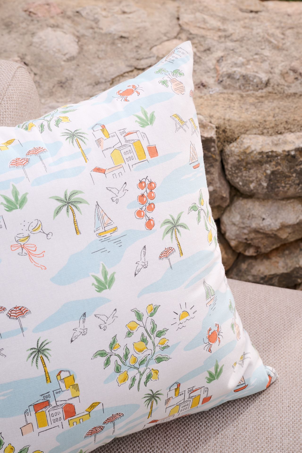 Koristetyyny moniväri - 3