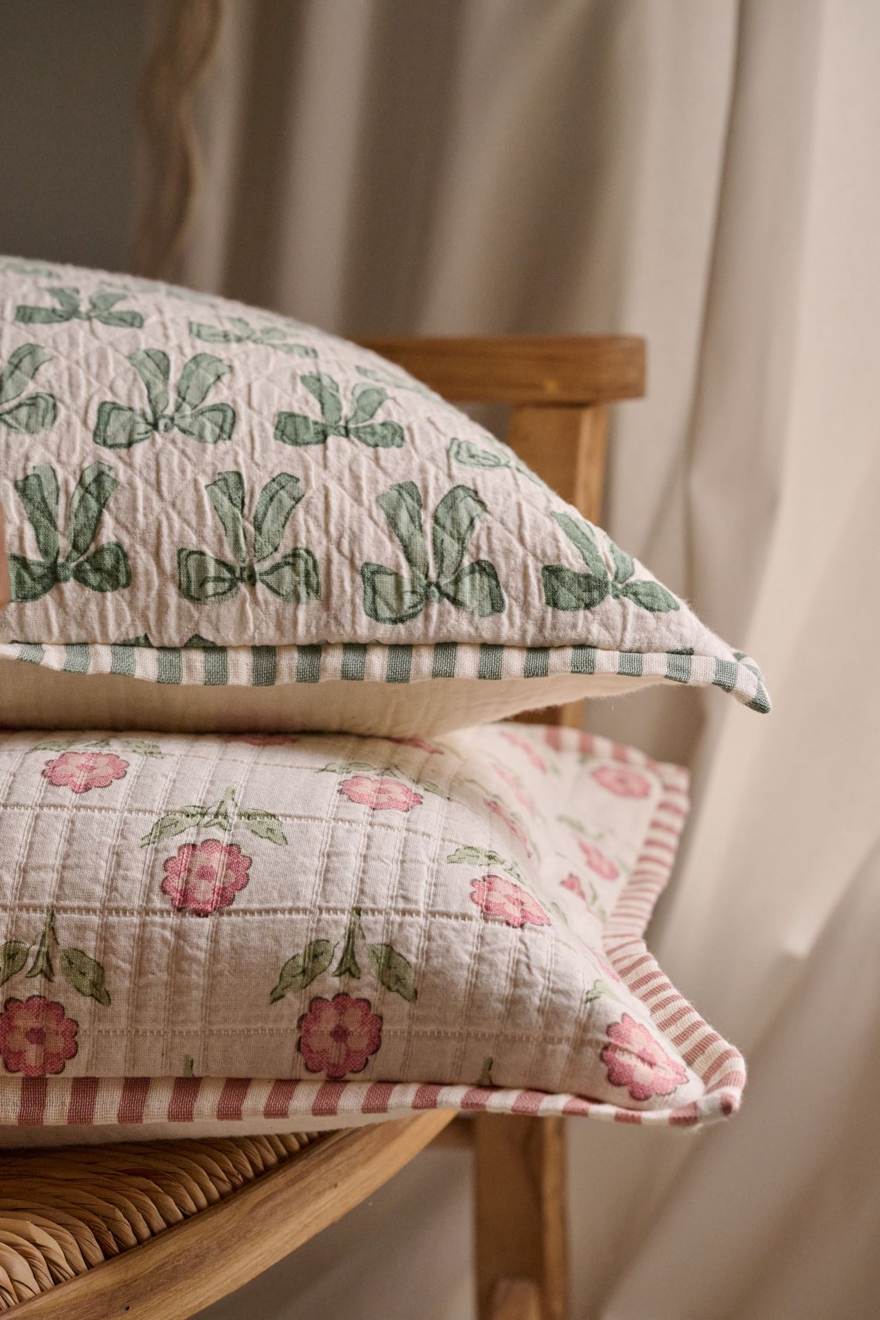 Koristetyynynpäällinen vihreä - 2