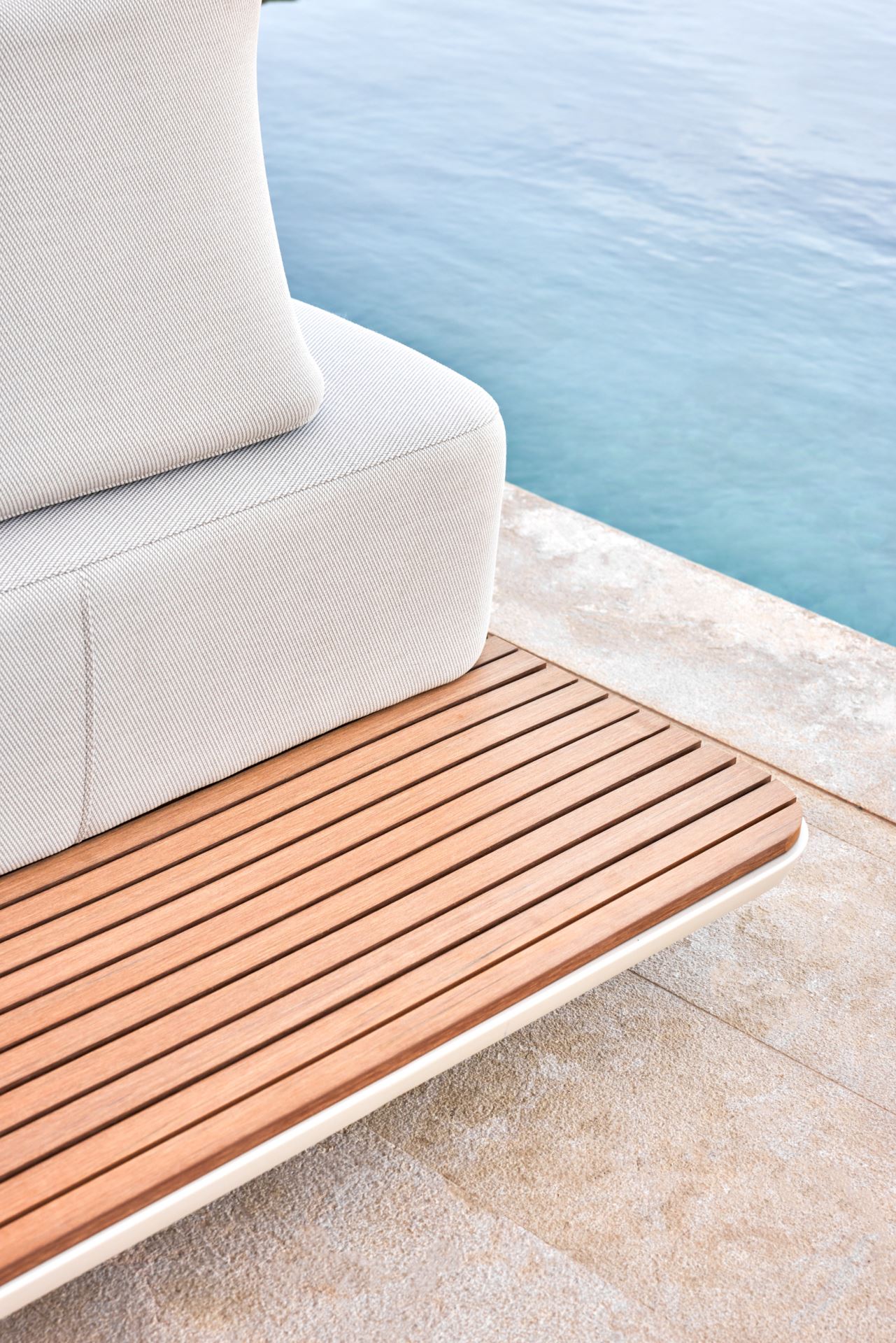 Sohva luonnonvalkoinen - 8