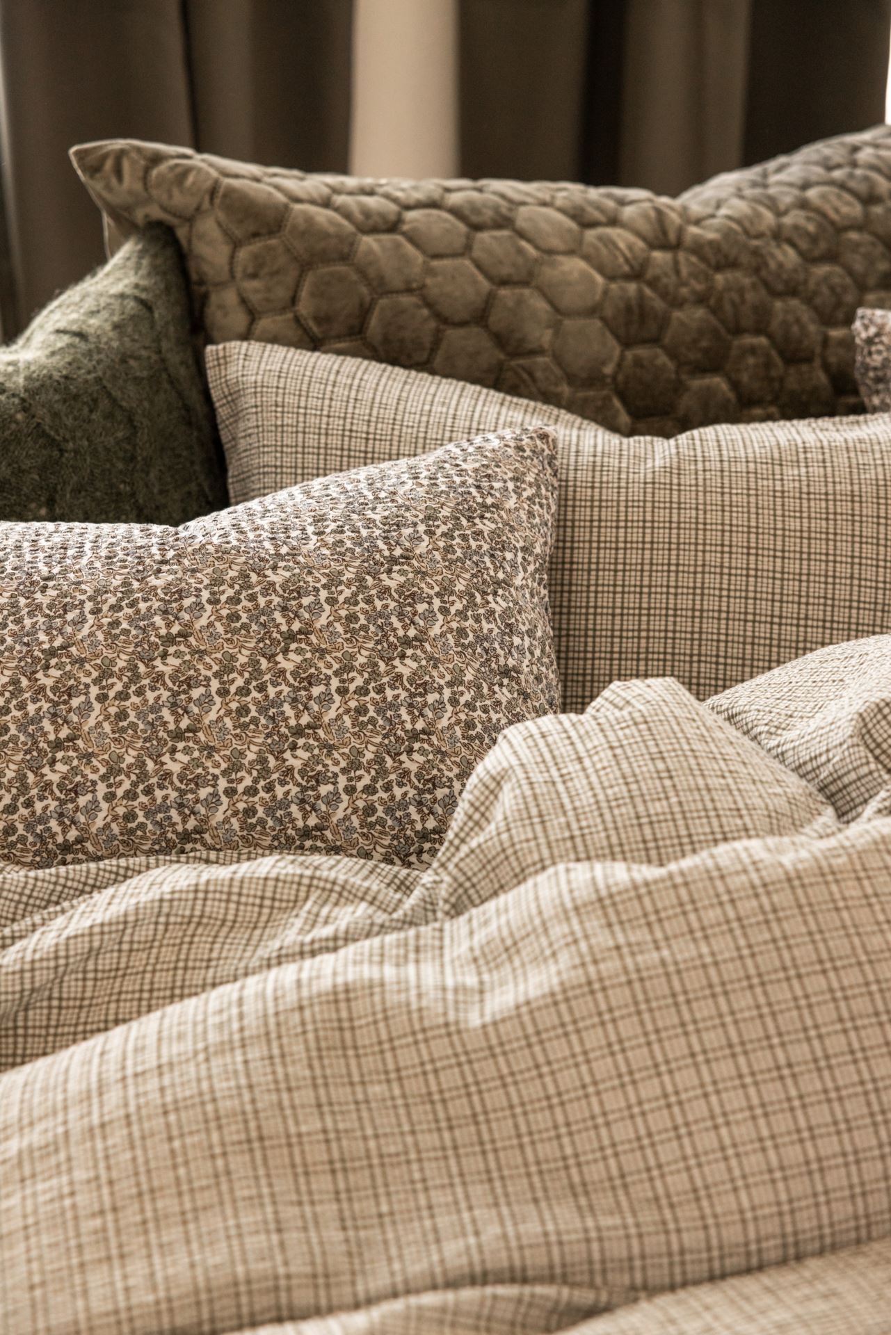 Hotellityynyliina oliivinvihreä - 2