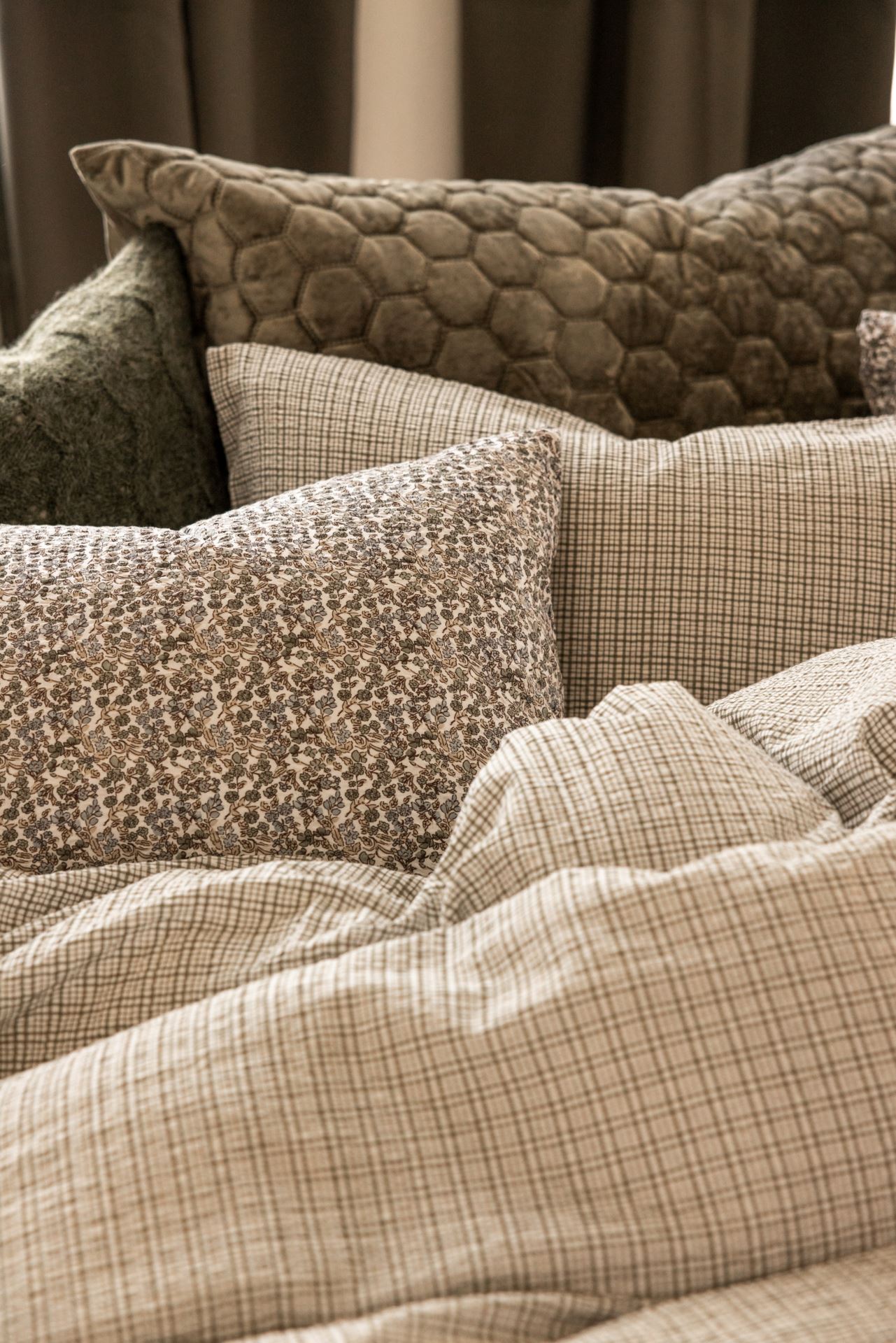 Hotellityynyliina oliivinvihreä - 2