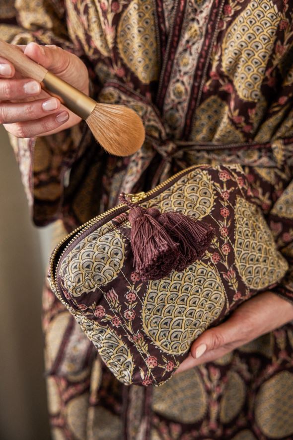 Meikkisivellin luonnonväri - 4