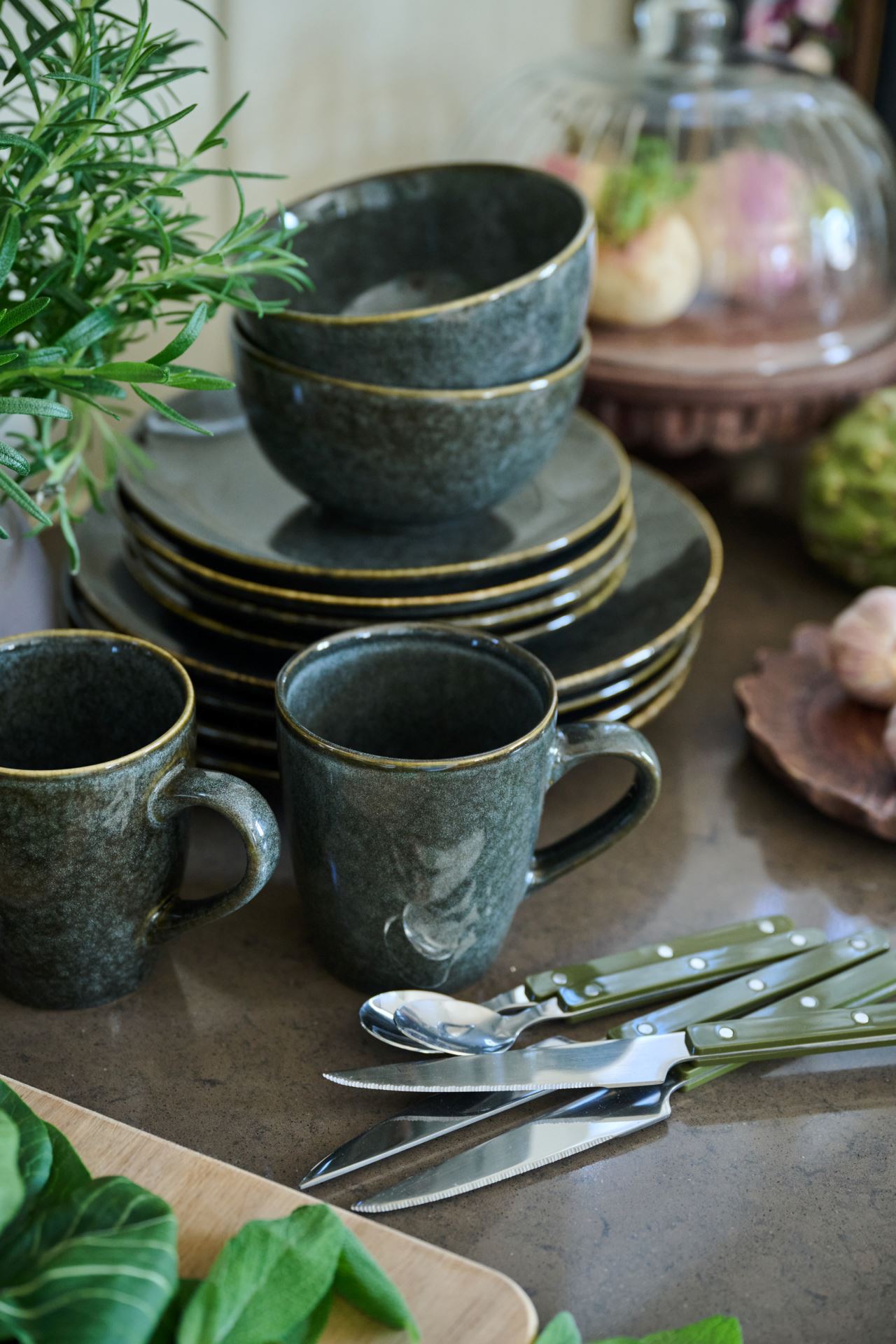 Leipälautanen tummanruskea - 2