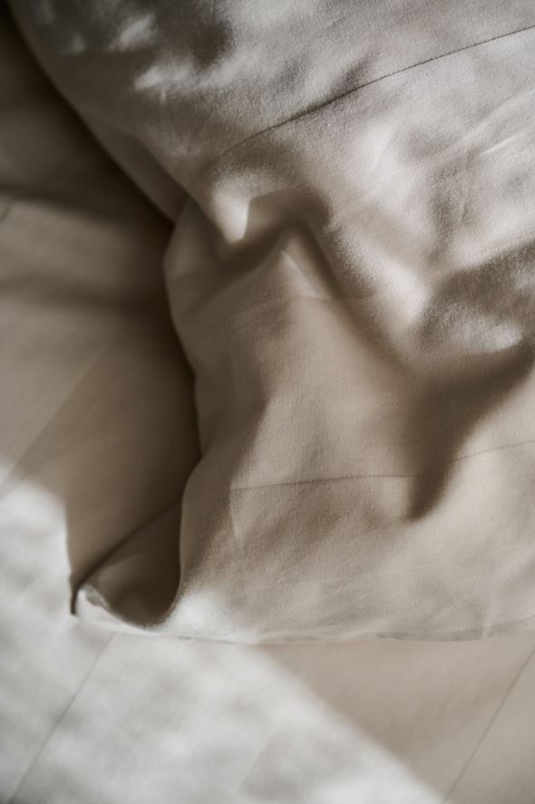 Pussilakanasetti satiinipuuvillaa vaalean beige - 3