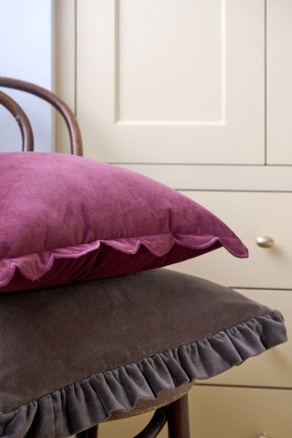 Koristetyynynpäällinen viininpunainen - 5