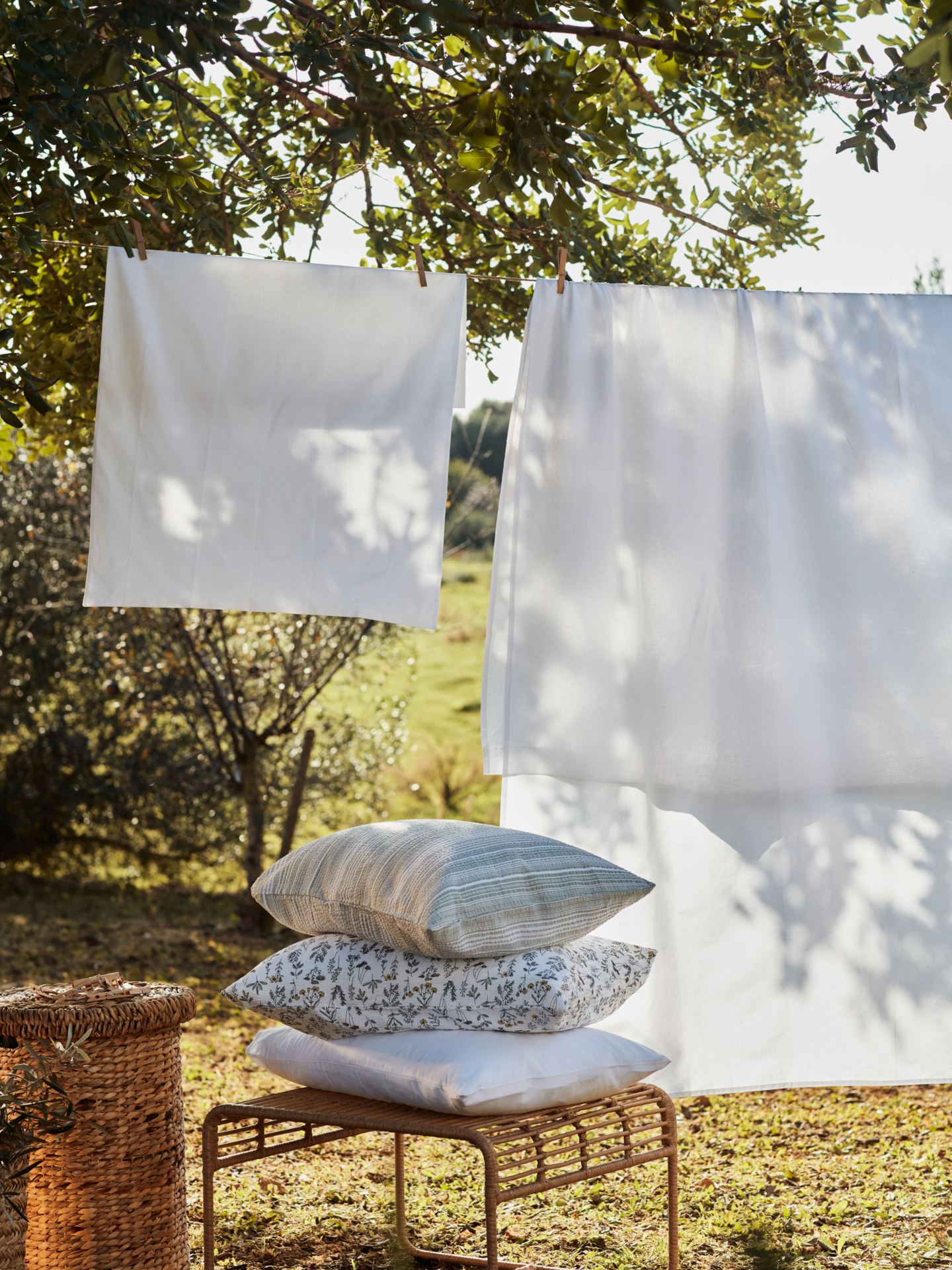 Aluslakana valkoinen - 2