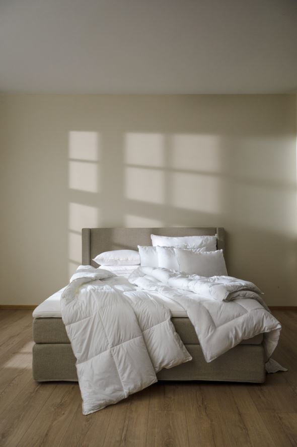 Keskilämmin kuitupeitto valkoinen - 4