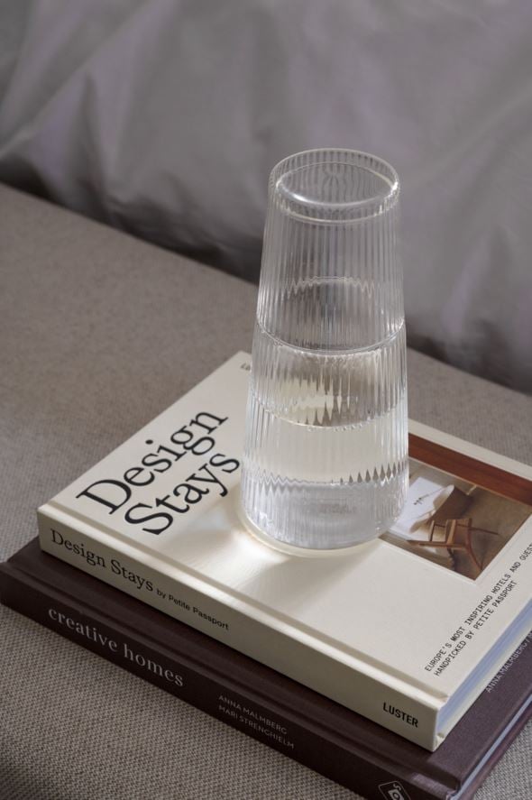 Vesikarahvi läpikuultava - 4