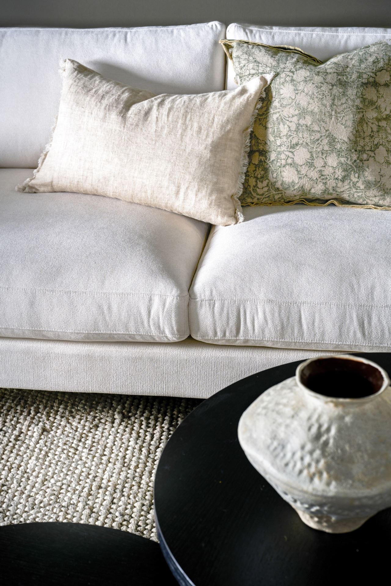 3-istuttava sohva valkoinen - 6