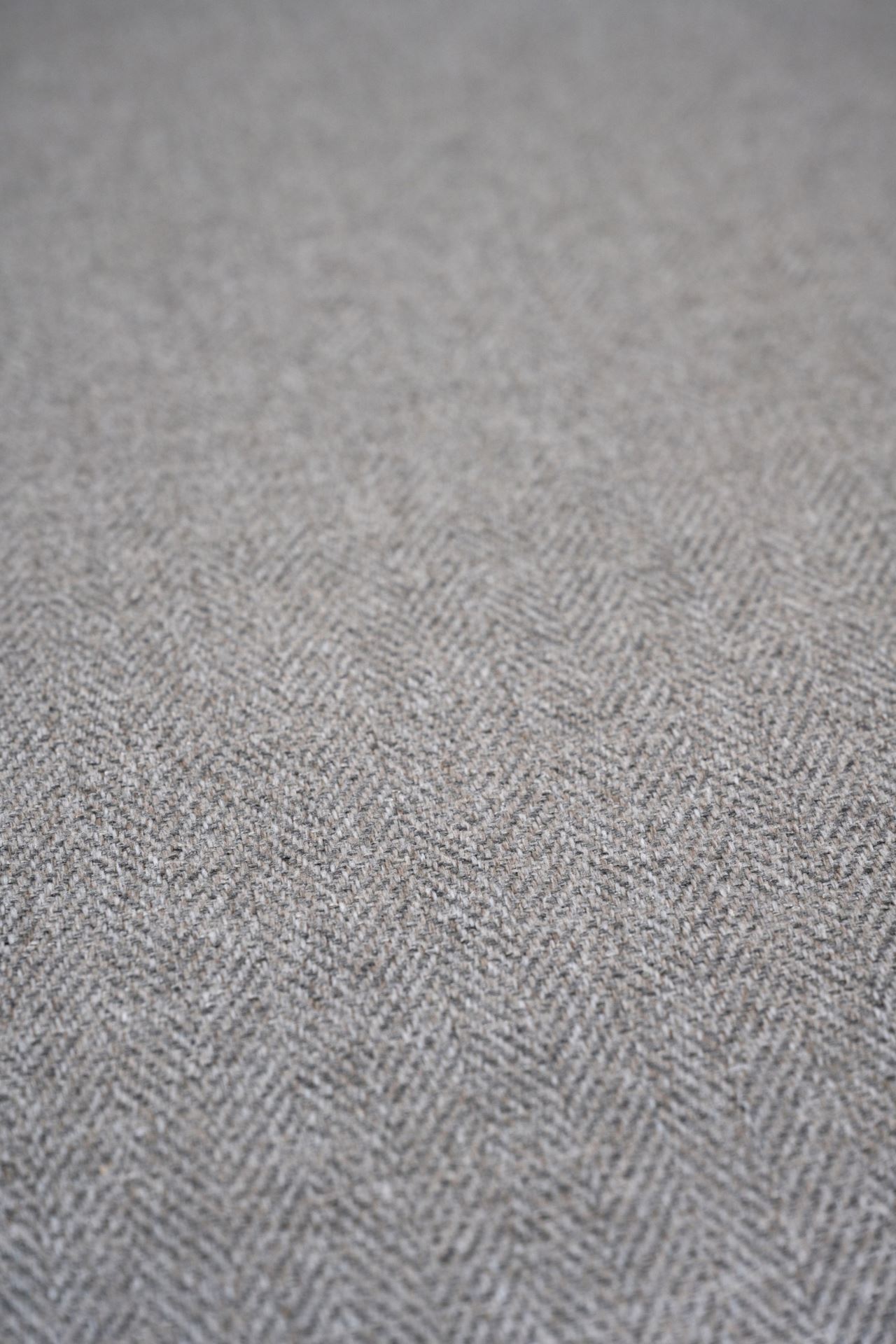 3-istuttava sohva vaaleanharmaa - 10