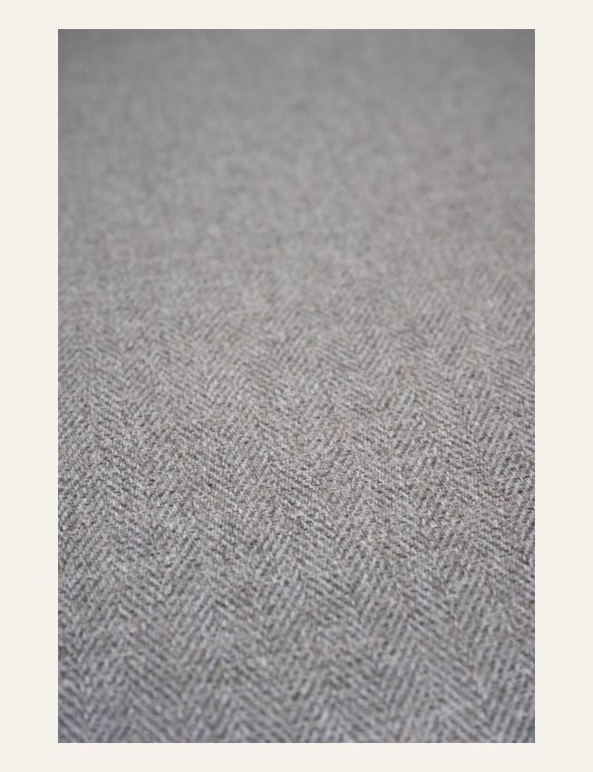 3-istuttava sohva vaaleanharmaa - 10