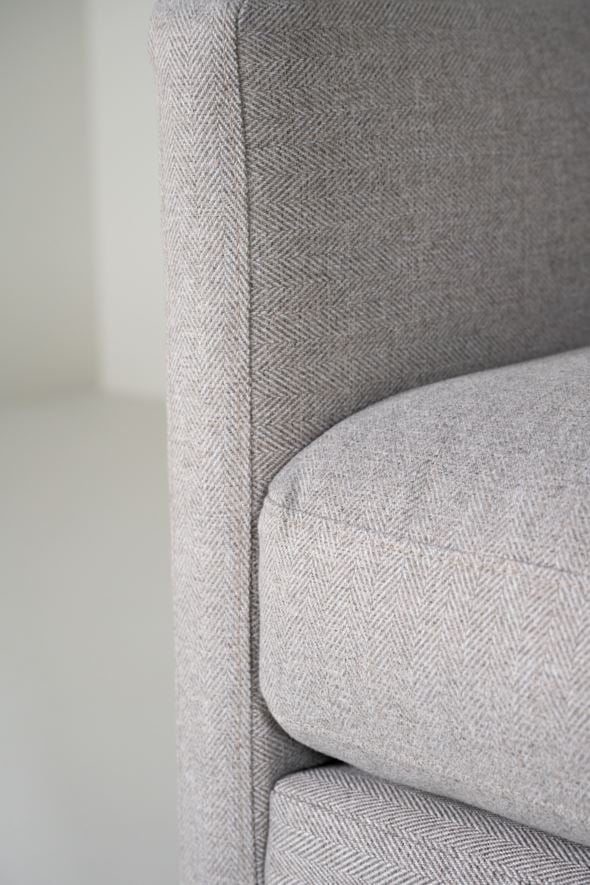 3-istuttava sohva vaaleanharmaa - 12