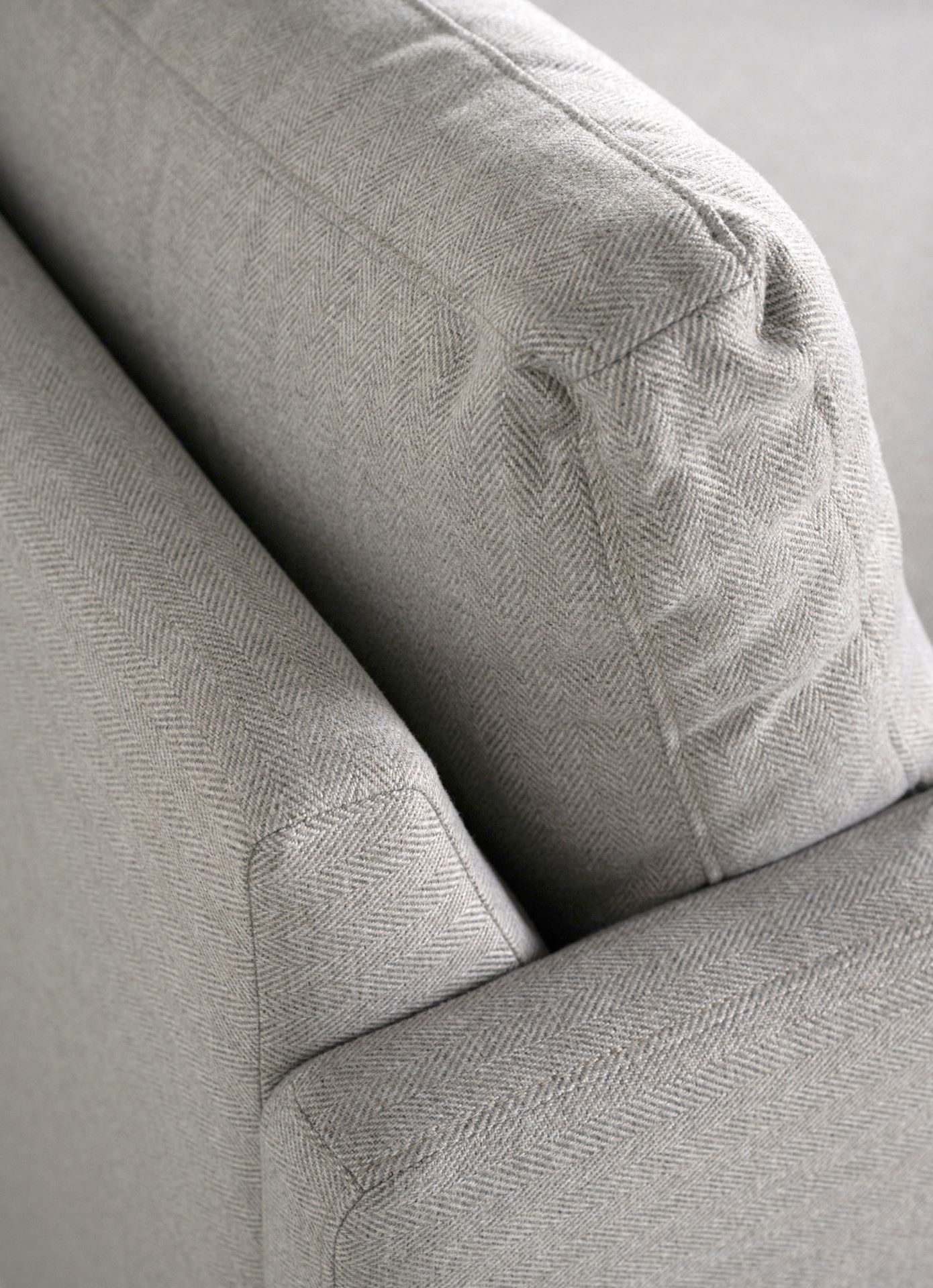 3-istuttava sohva vaaleanharmaa - 8