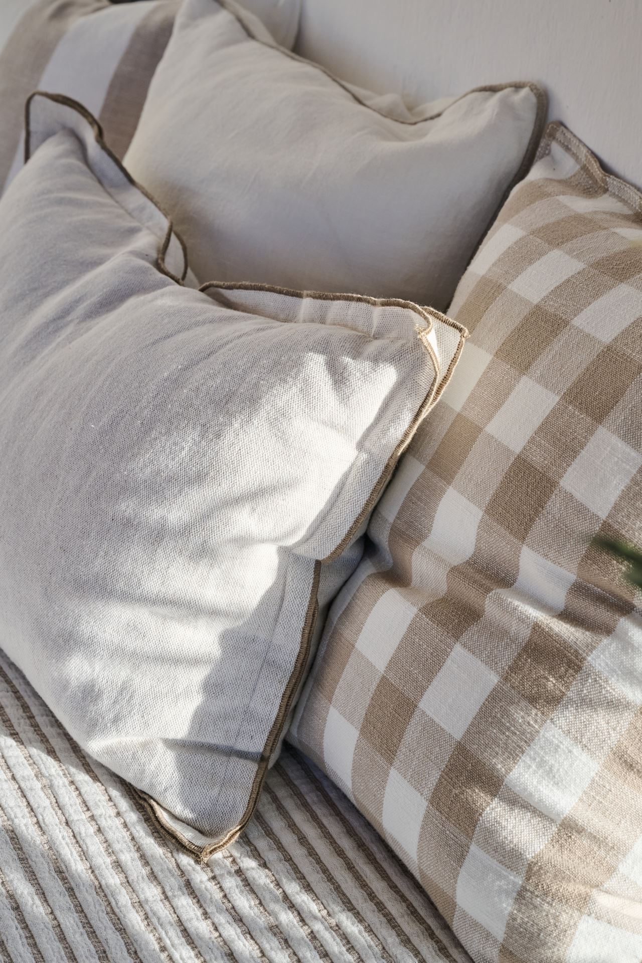 Koristetyynynpäällinen luonnonväri - 6