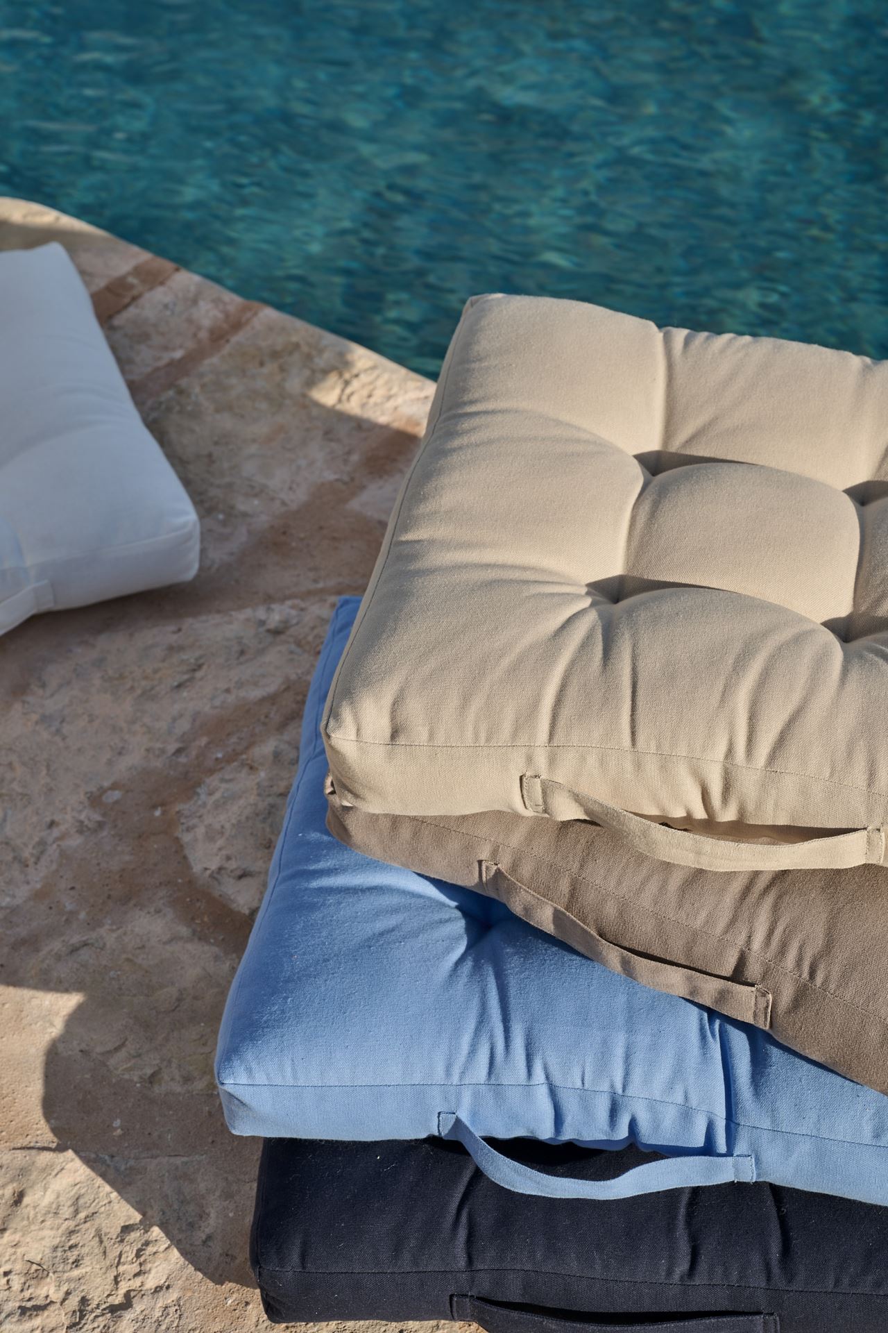 Istuintyyny harmaanruskea - 4