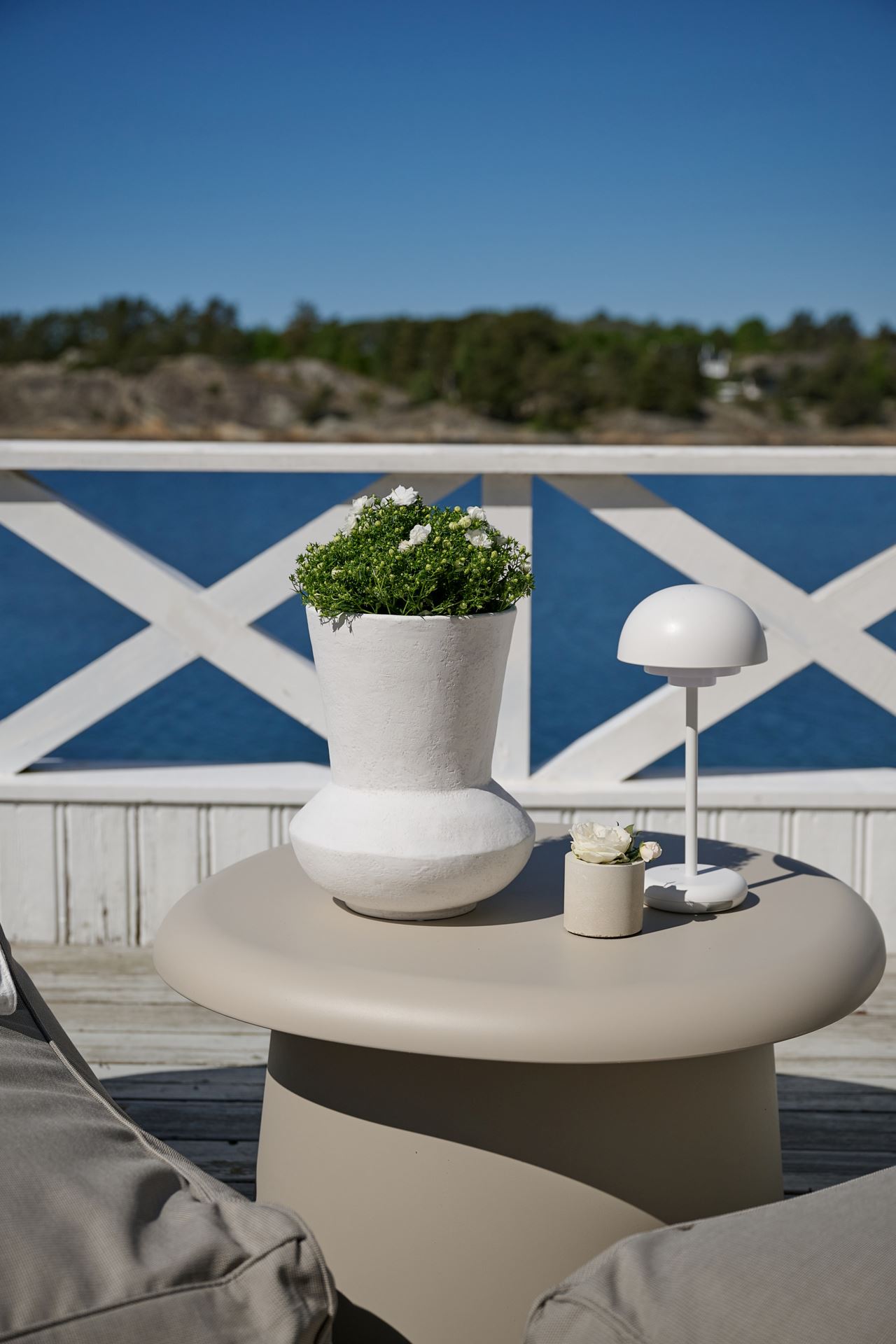 Ladattava pöytävalaisin valkoinen - 2