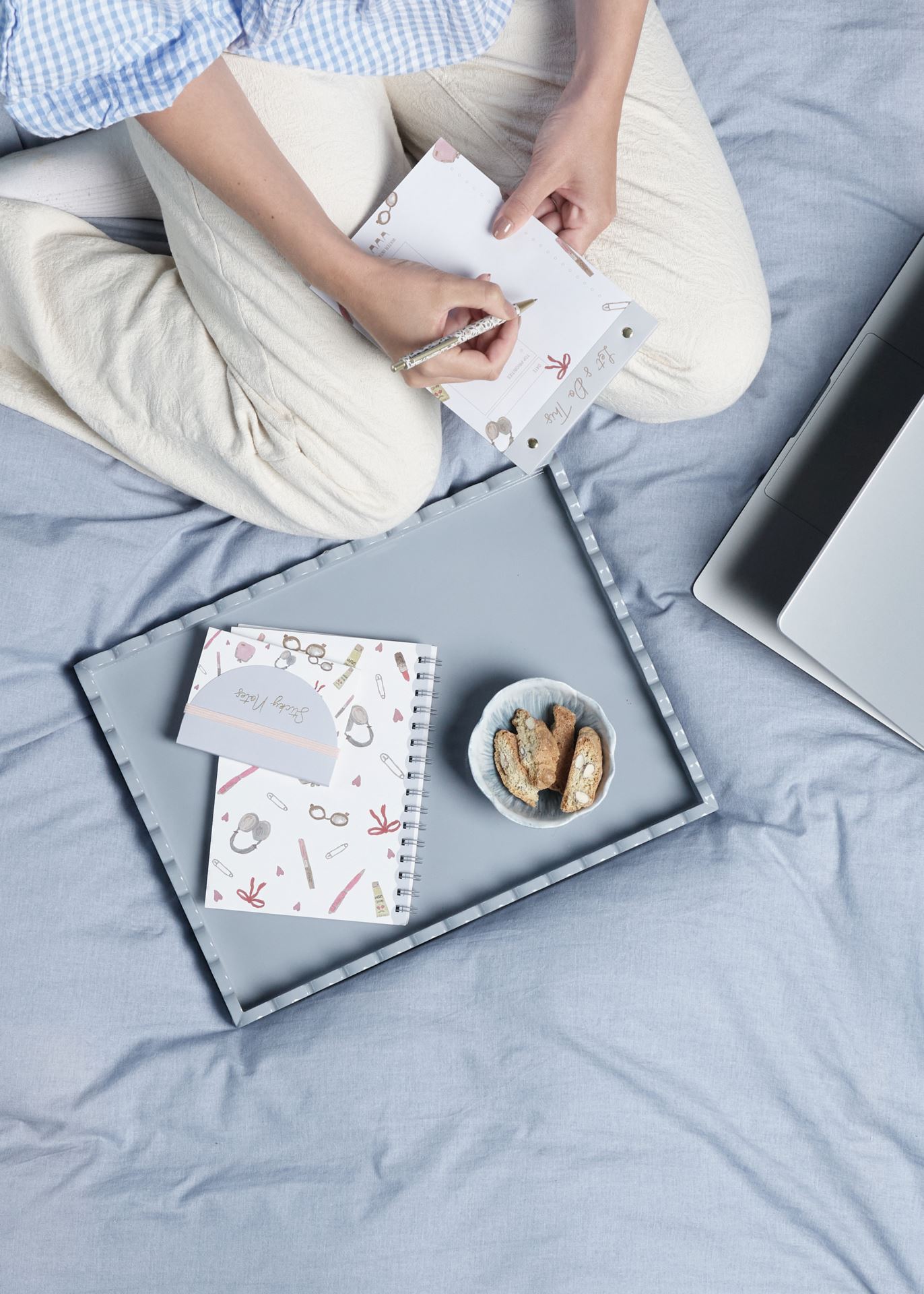 Muistikirja a5 moniväri - 2