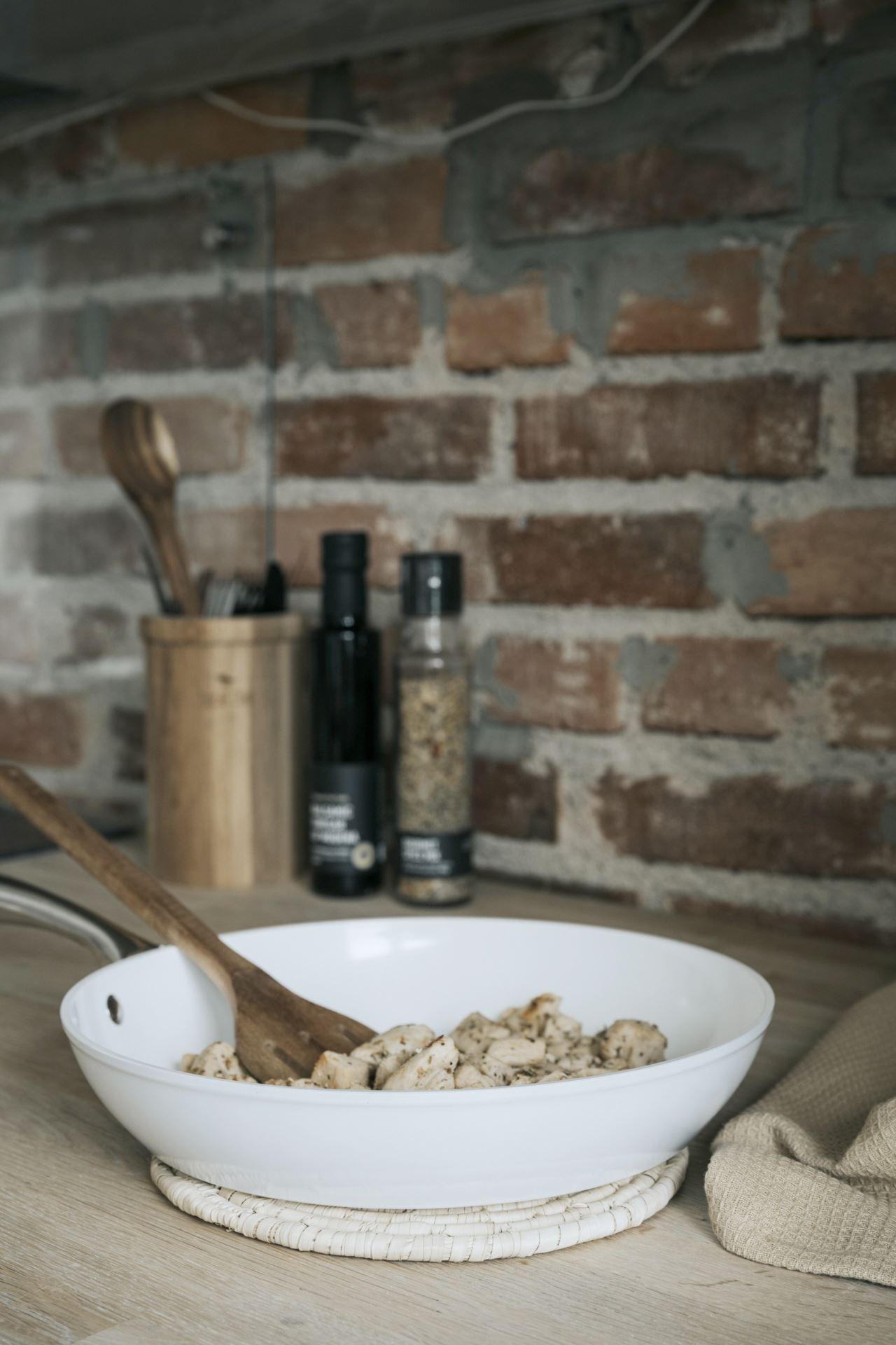 Paistinpannu valkoinen - 5