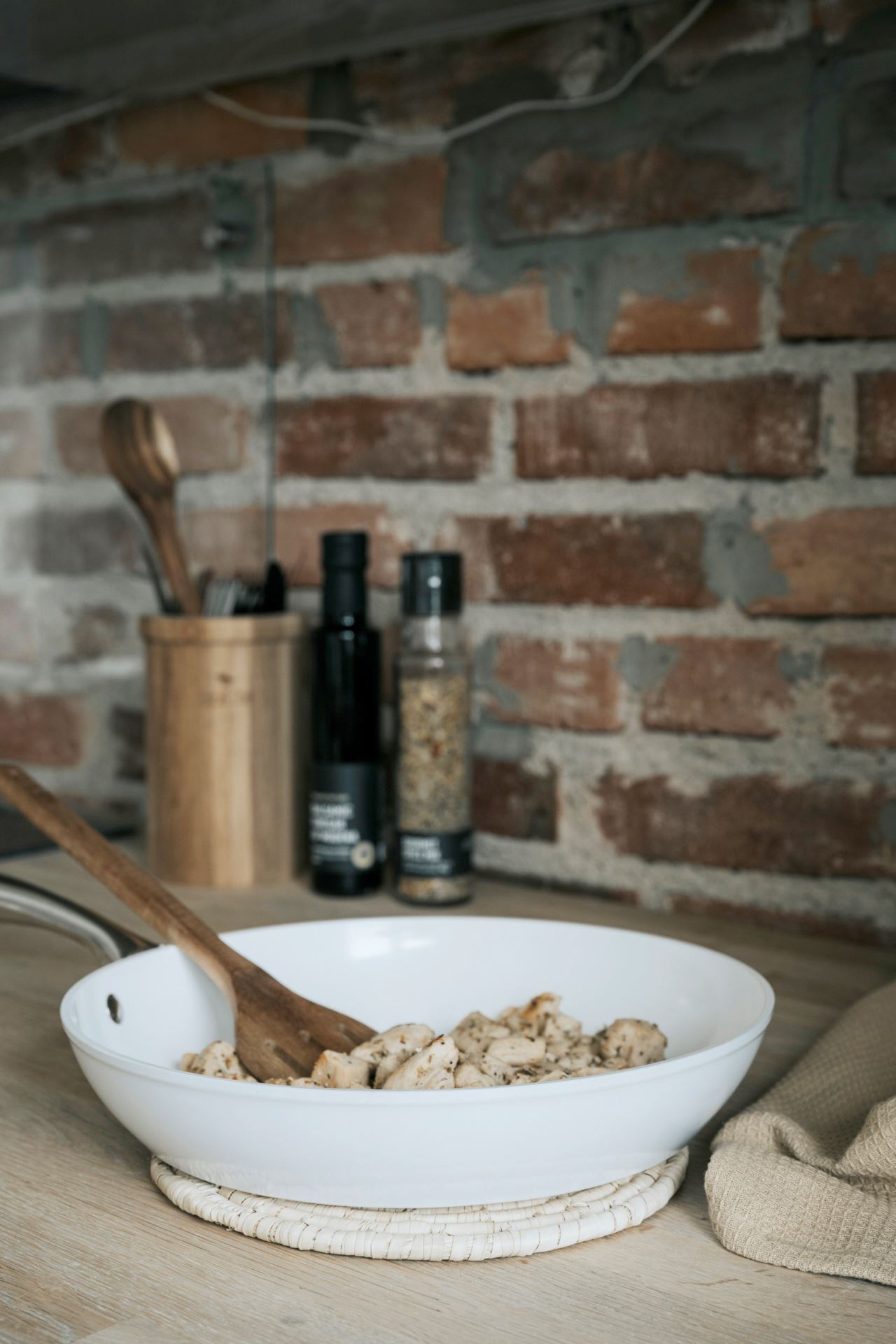 Paistinpannu valkoinen - 5