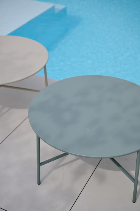 Puutarhapöytä harmaanvihreä - 2